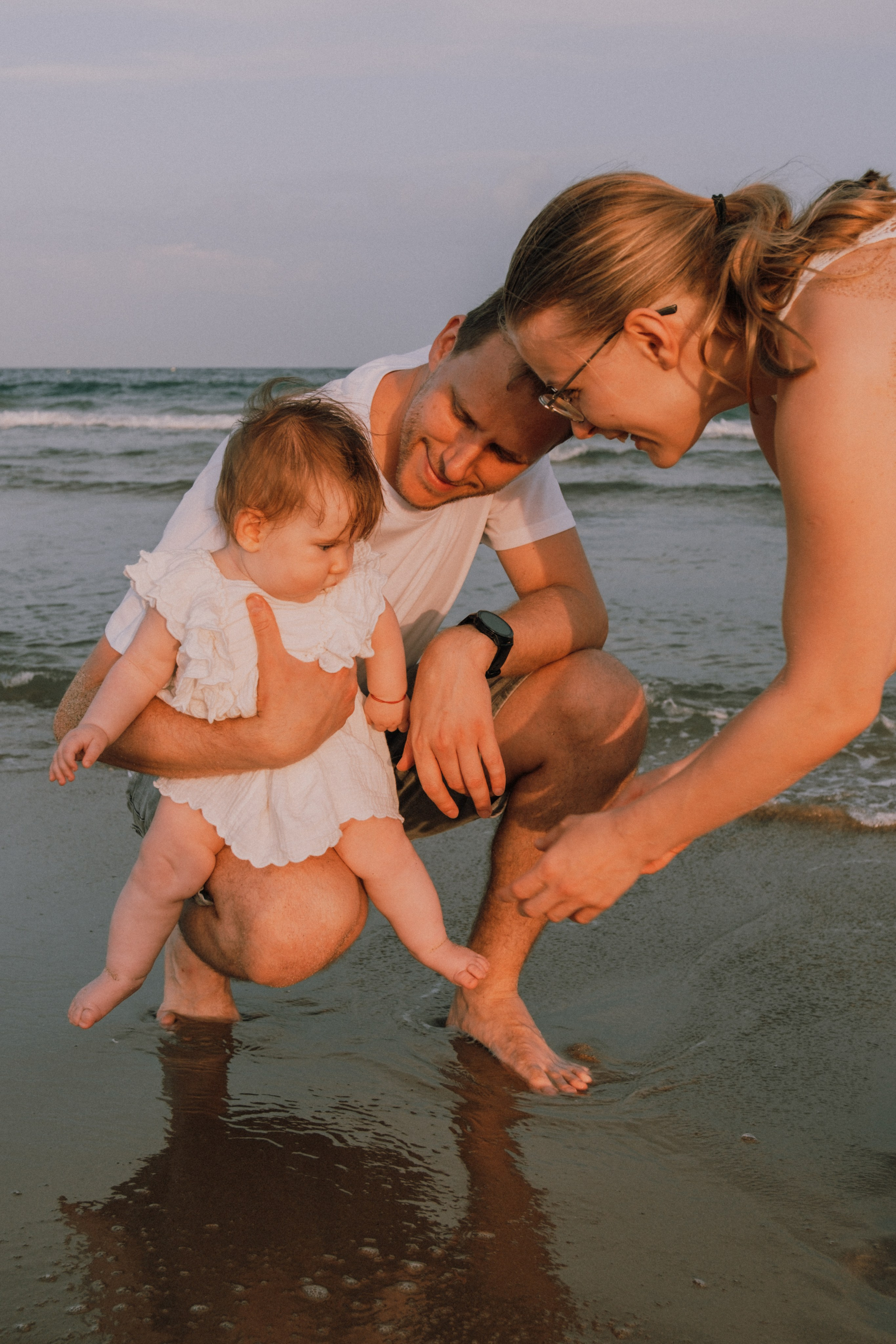 Семейная фотосессия на пляже. Профессиональная фотосъемка в Калафелле — Елена Медведева