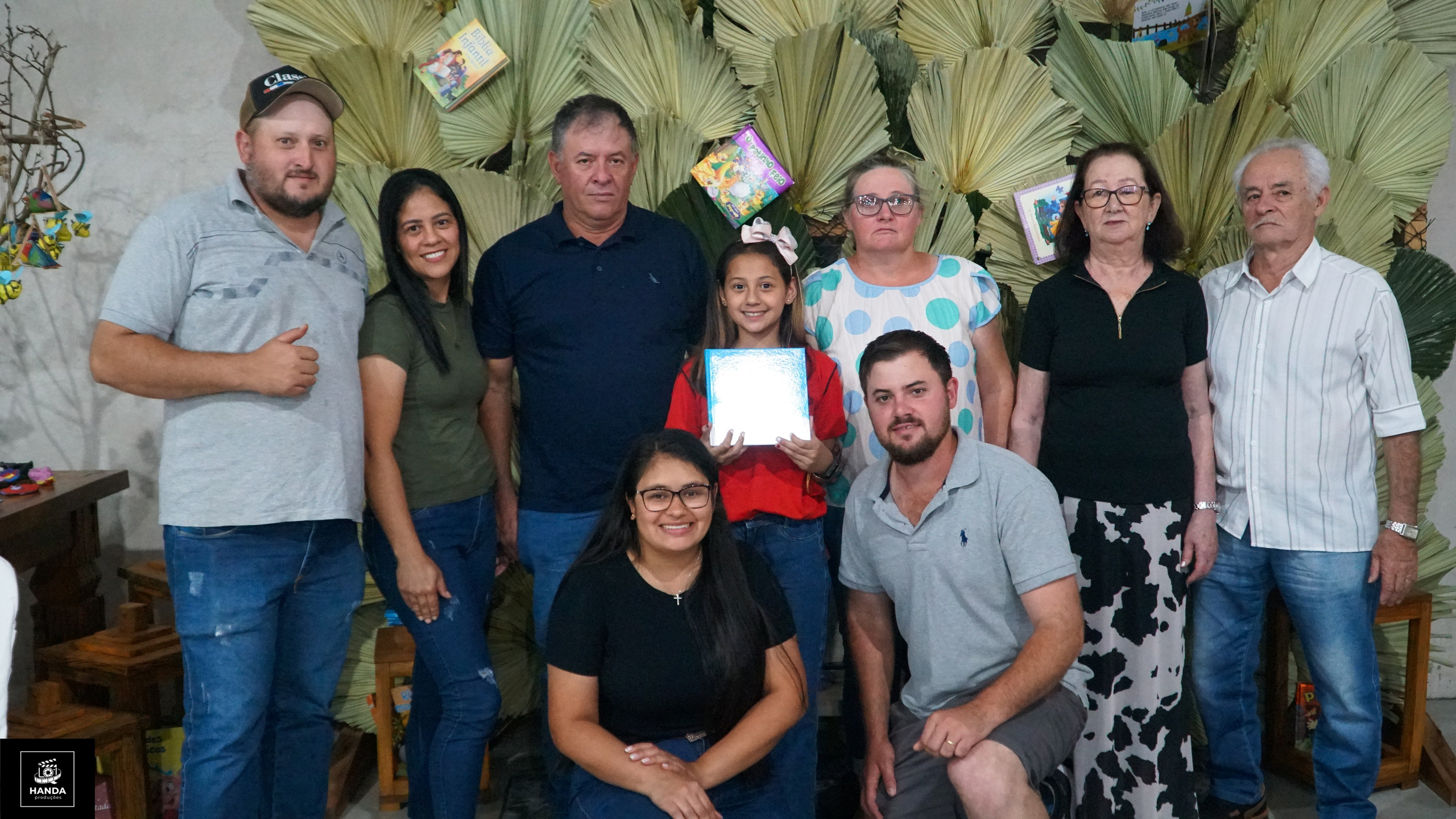 Noite autógrafos colégio Aurélio Buarque de Holanda. Handa Produções