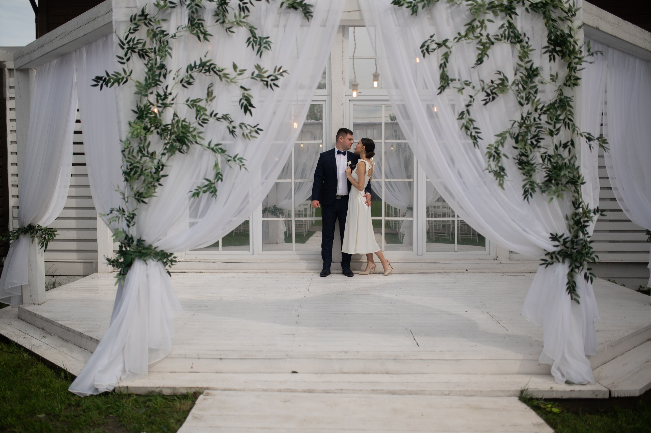 Together is better. Wedding and commercial photographer