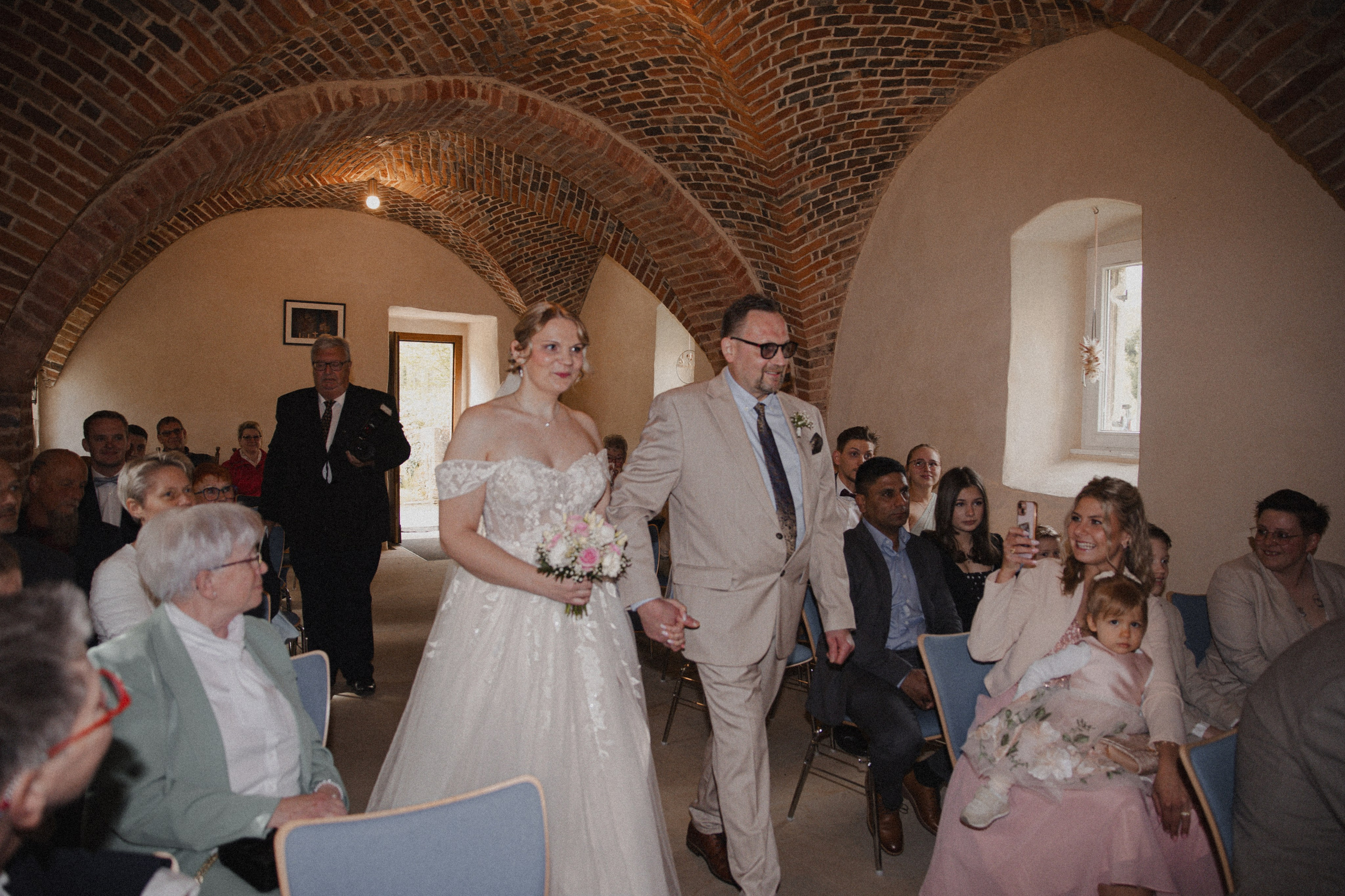 Lorena & Jan l Schloss Sythen. Hochzeitsfotografin Bochum | Halyna Reiche Fotografie NRW