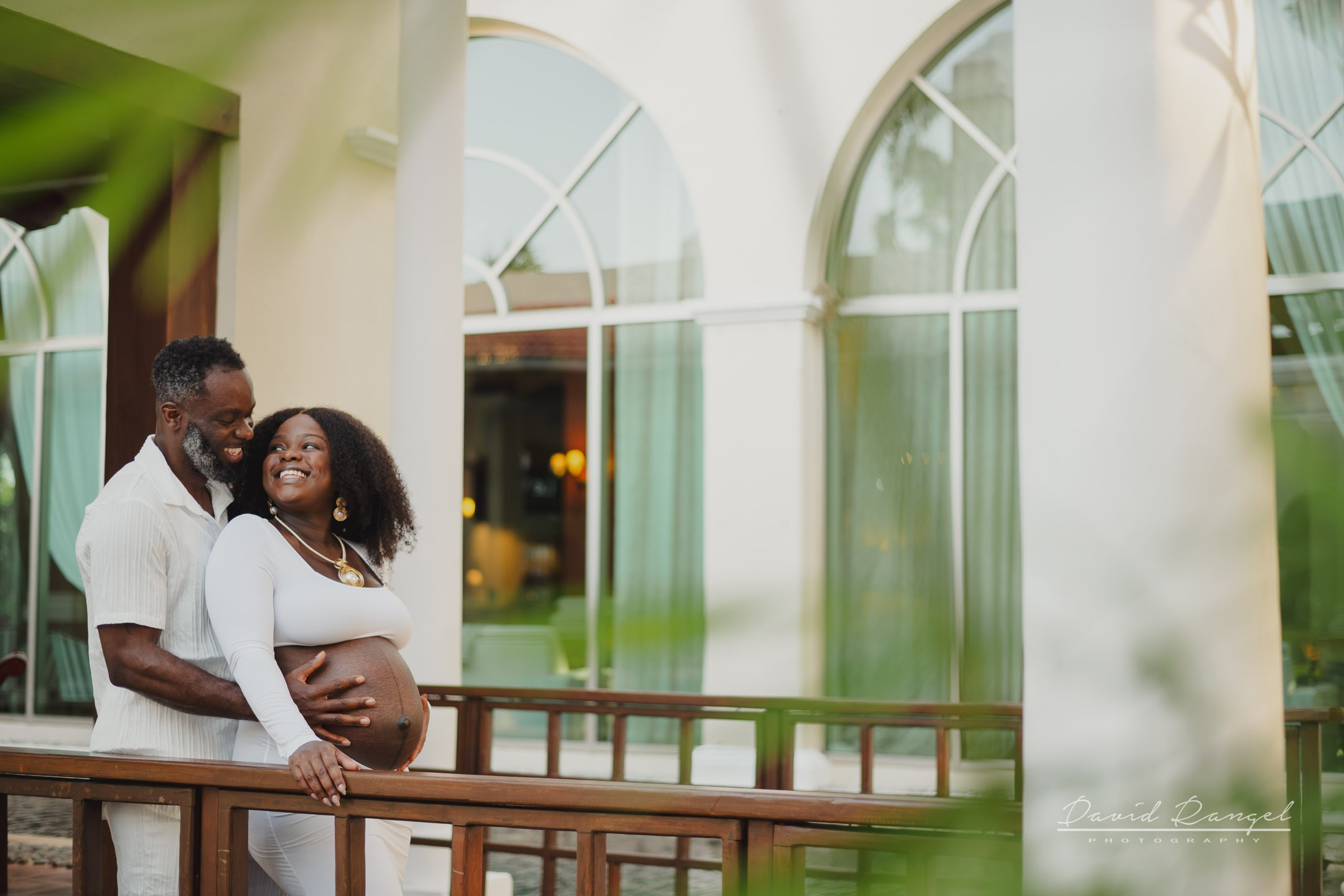 Maternity session of Ketsia & Ricketson at the beautiful colonial-style Valentin Imperial Maya Hotel. Destination wedding photographer based in Cancun and Riviera Maya with service worldwide