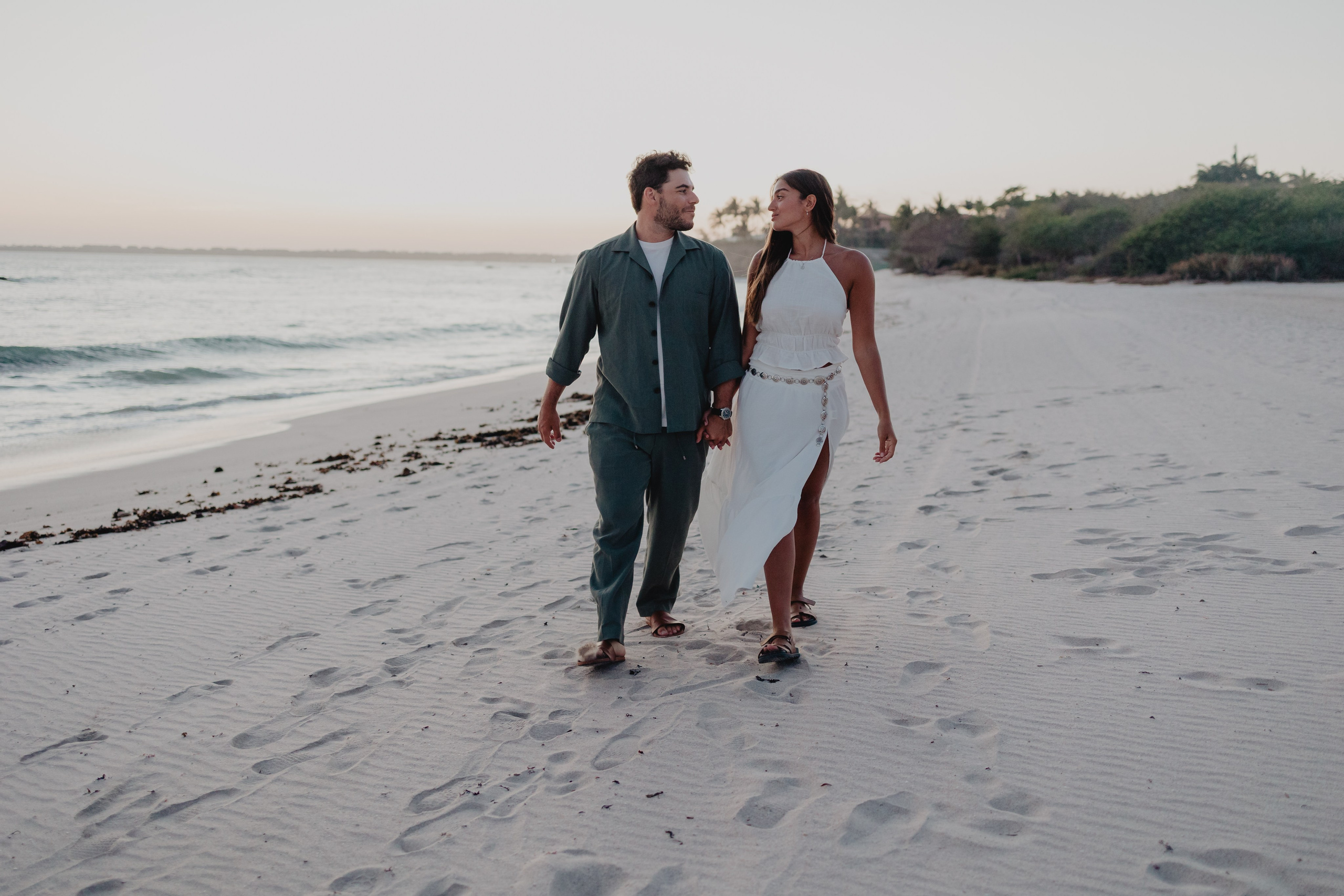 Punta Mita Engagement Session: Love Framed by the Pacific
