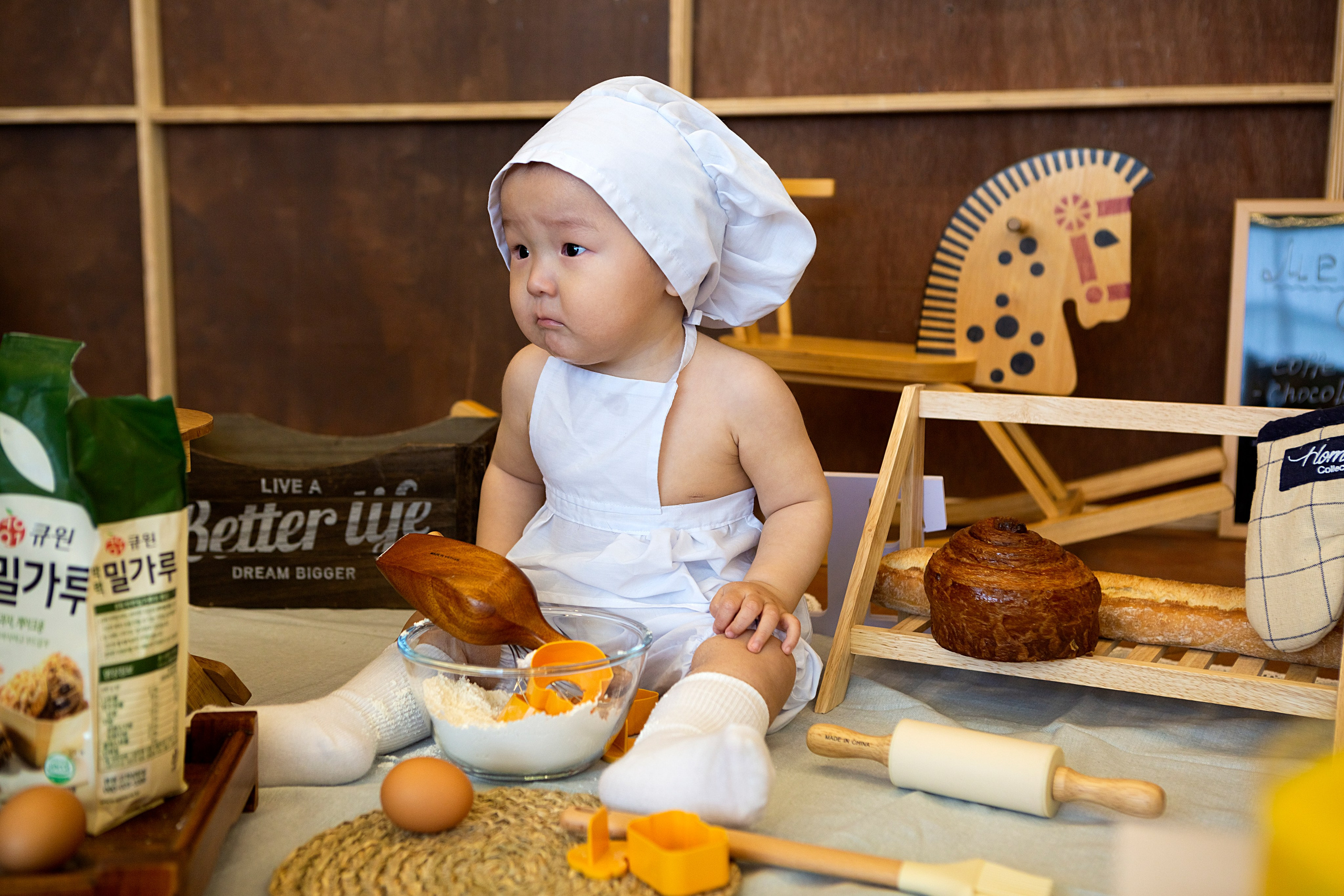 Артём в студии. Фотограф беременности, ньюборн и годовасиков в Корее Жанна Хан