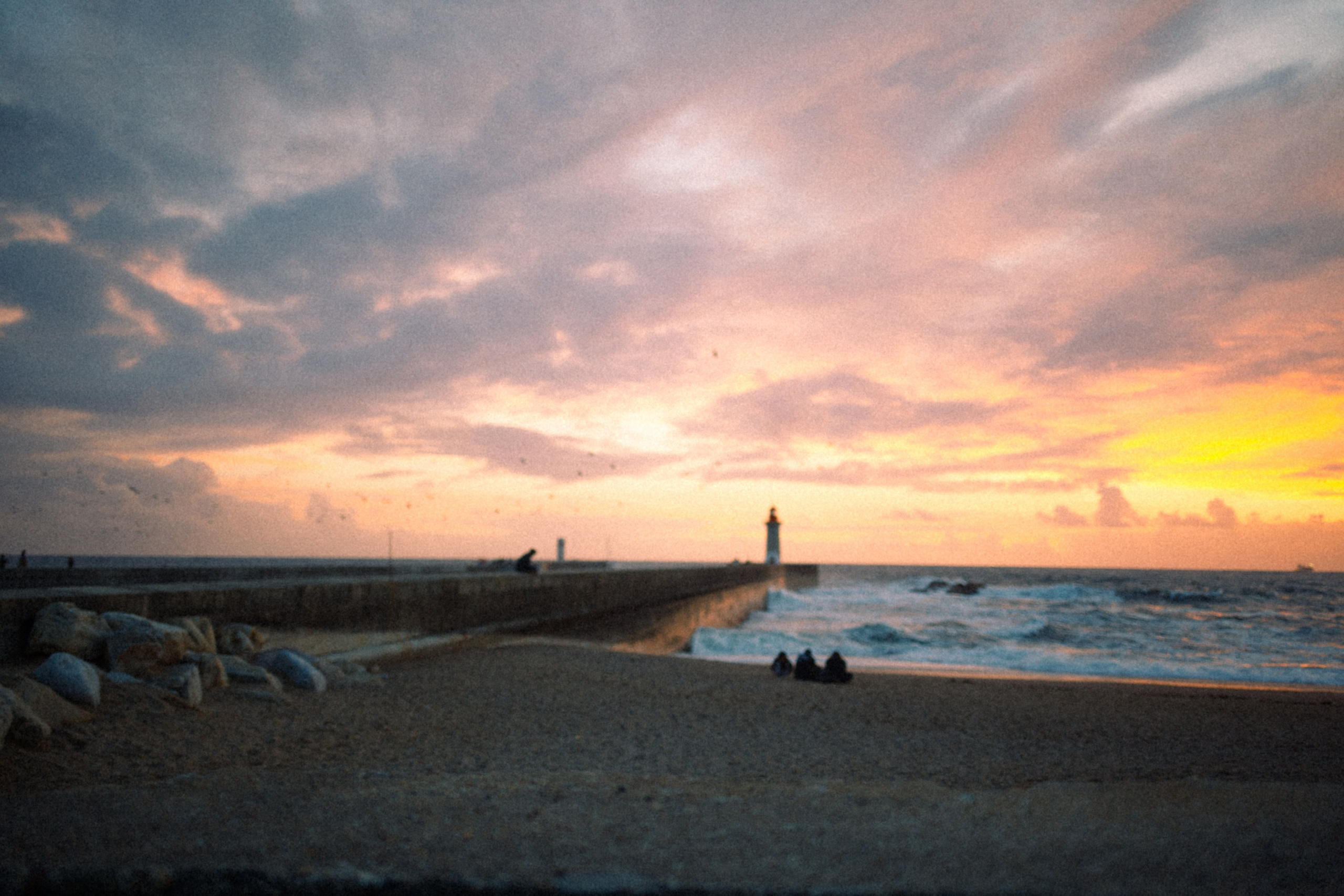 Photography trip to Porto with friends Sophie and Gia — authentic portraits and moments. Marina Kálcheva — Photographer, Videographer & Visual Artist in Barcelona