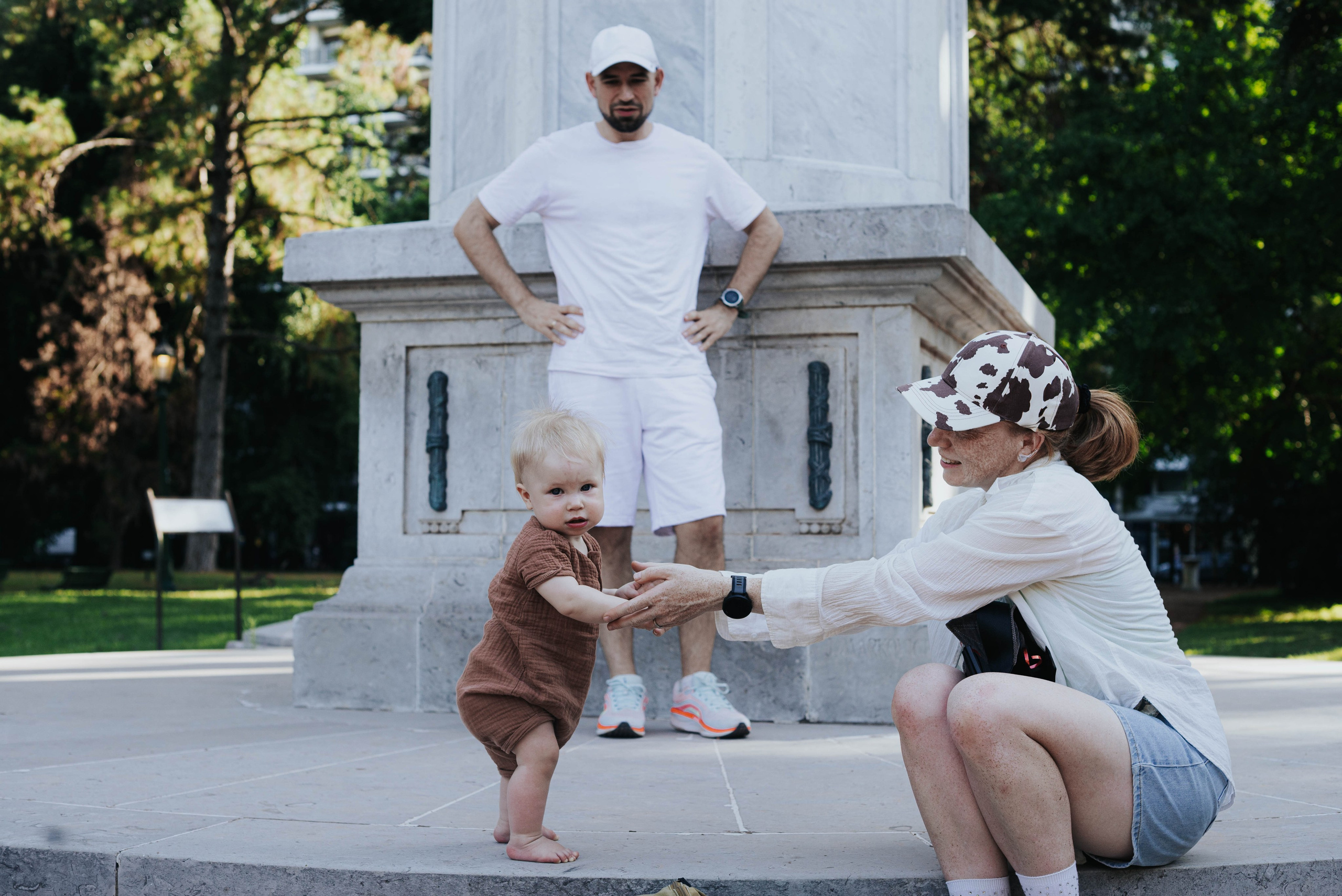 The day they turned one. Photographer @elmirkami in the city of Buenos Aires