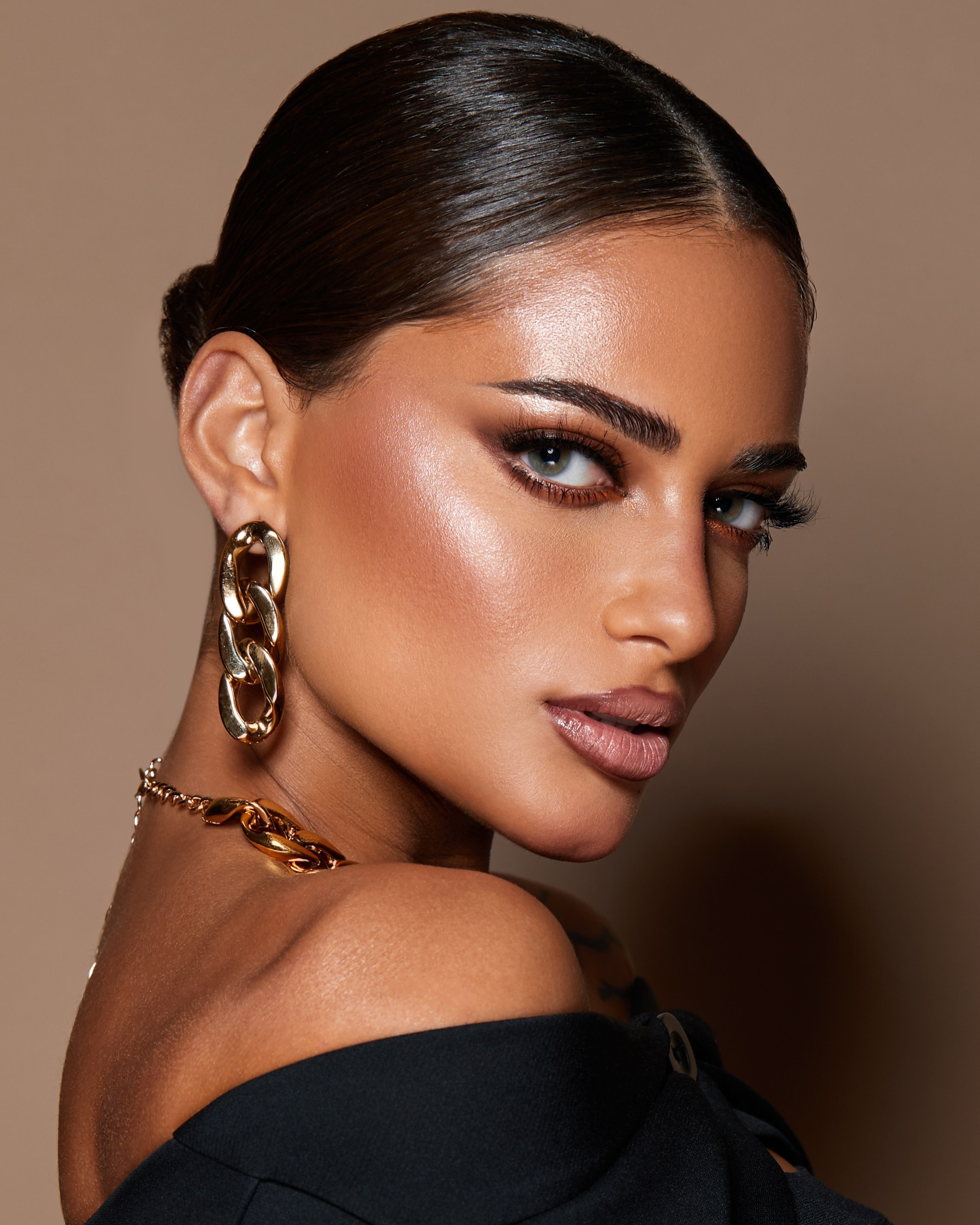 Beauty, Makeup. InHype Studio