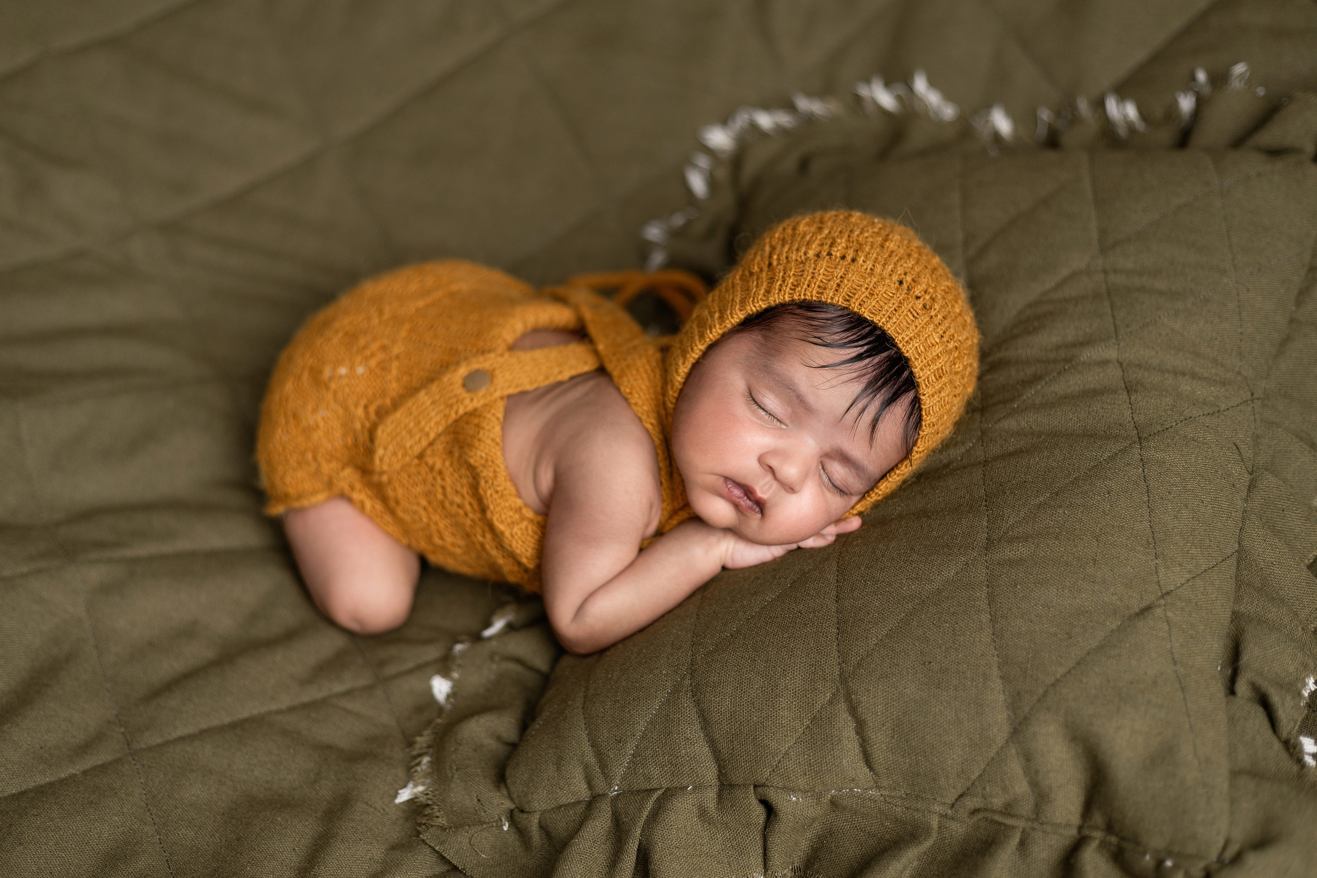 Newborn package STANDARD. Family and newborn photographer