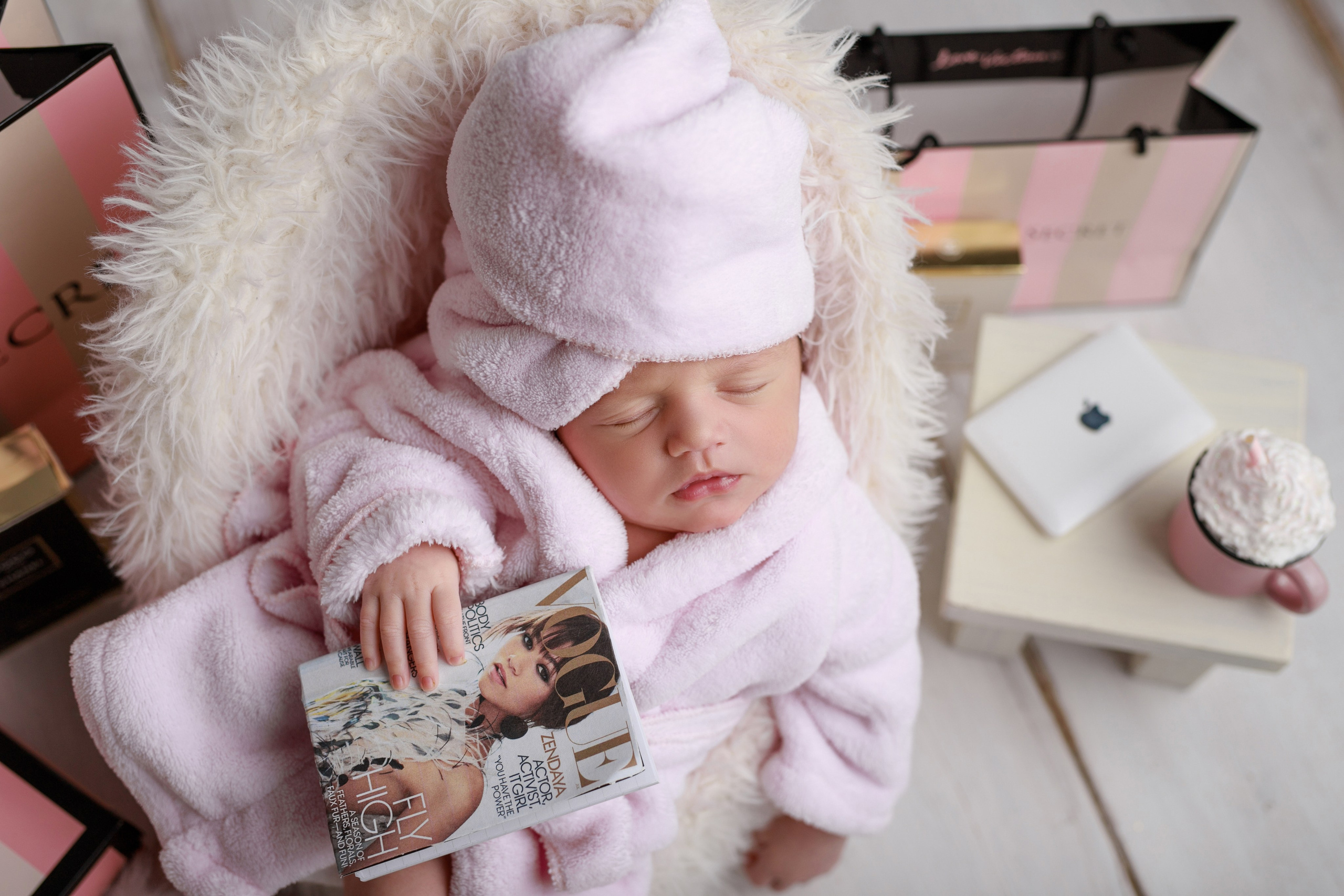 Neugeborene. Neugeborenen & Babyfotografie Marina Buch in Wickede Ruhr NRW