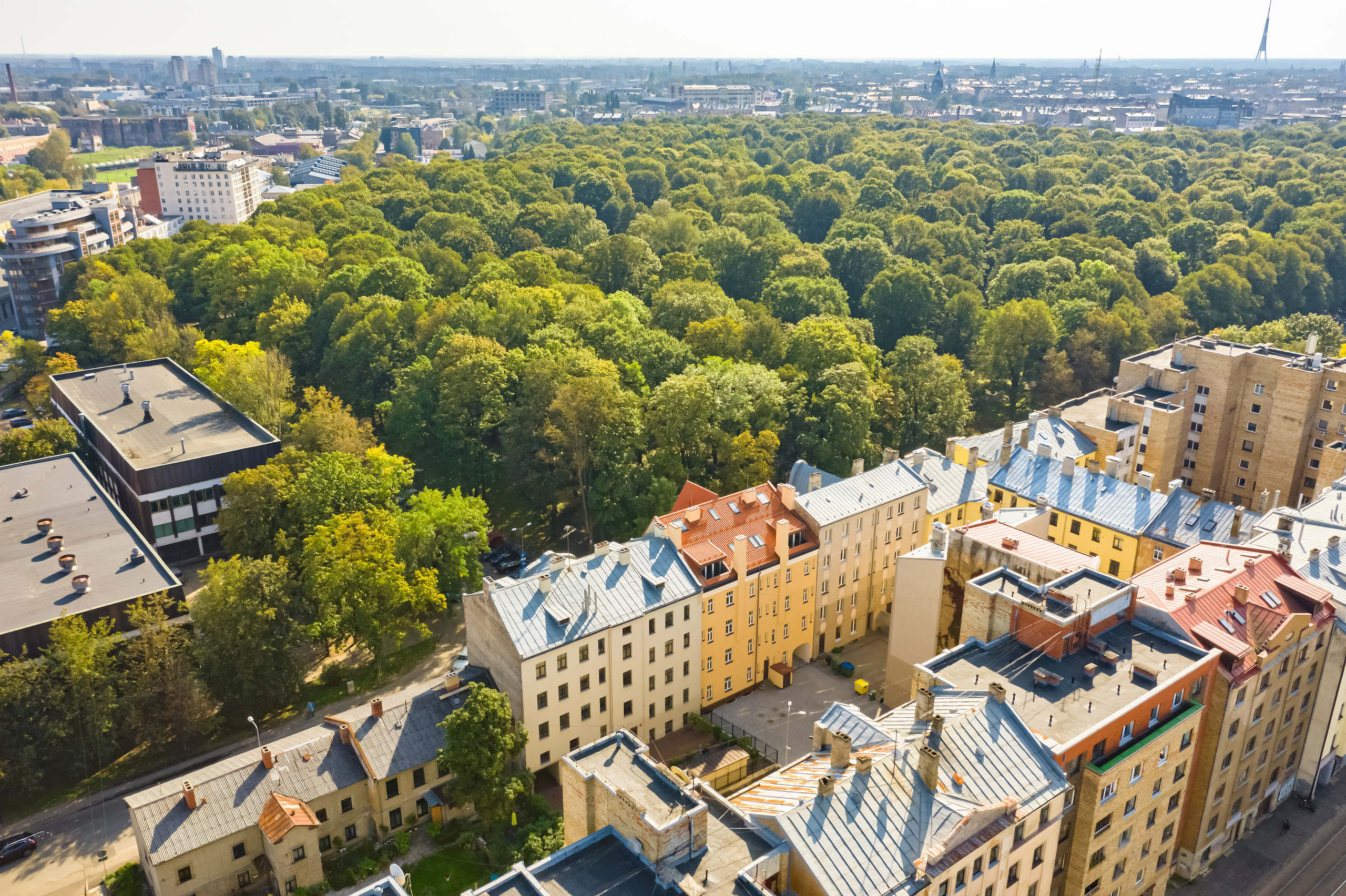 Klusā iela 11, Rīga. Fotogrāfs Rīgā. Gīmenes, individuālās un dažādu produktu fotosesijas