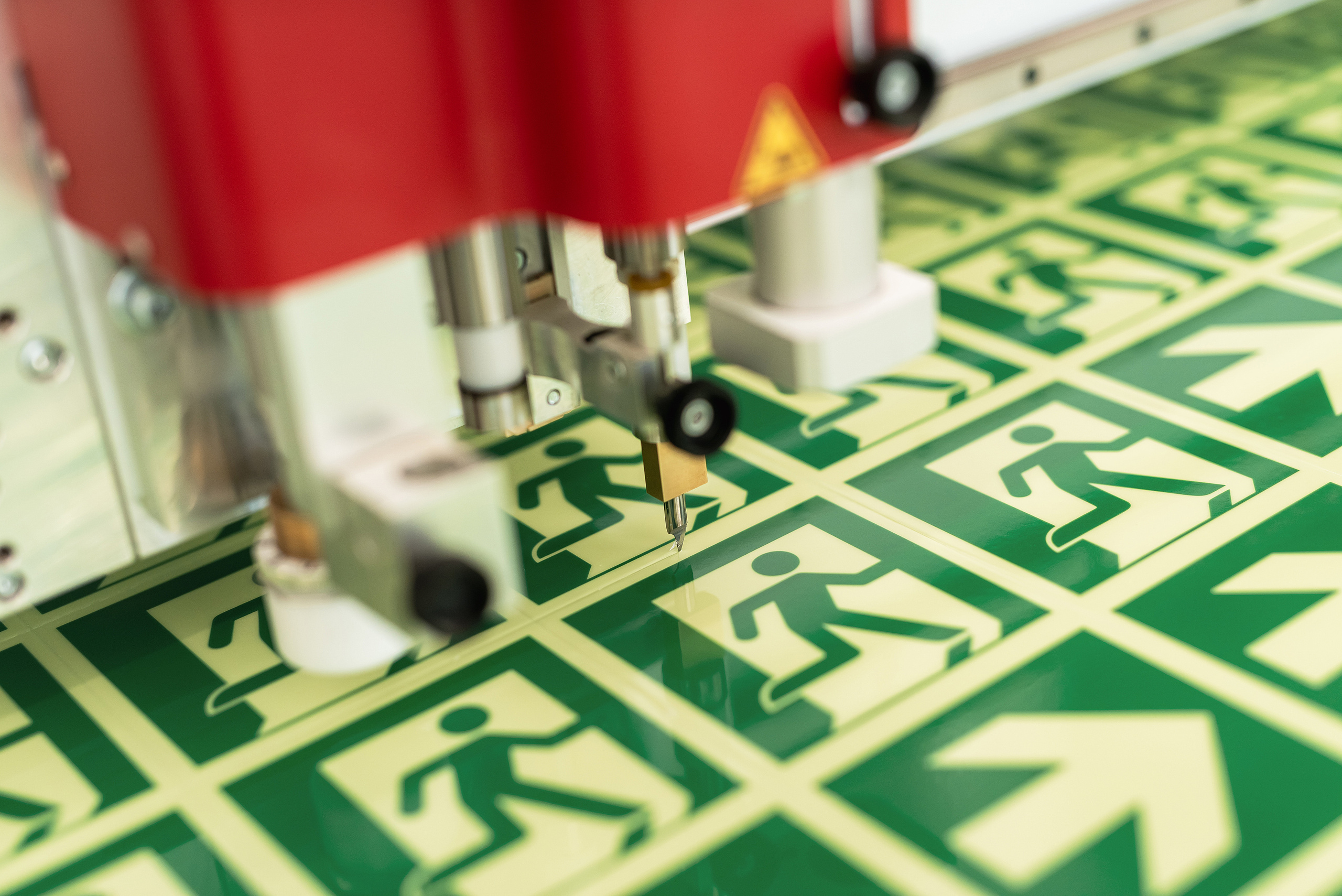 Silmor Production Site. Fotogrāfs Rīgā. Gīmenes, individuālās un dažādu produktu fotosesijas