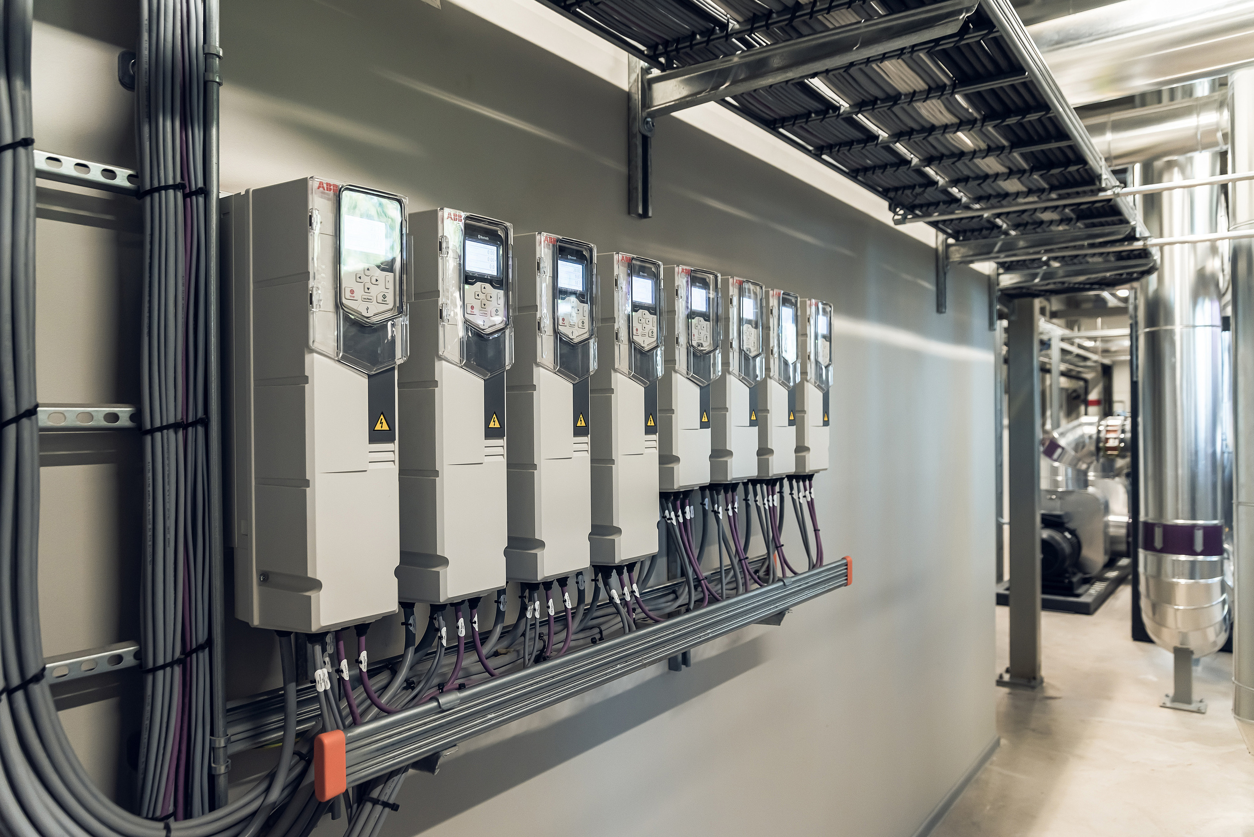 Salaspils Siltums. Fotogrāfs Rīgā. Gīmenes, individuālās un dažādu produktu fotosesijas