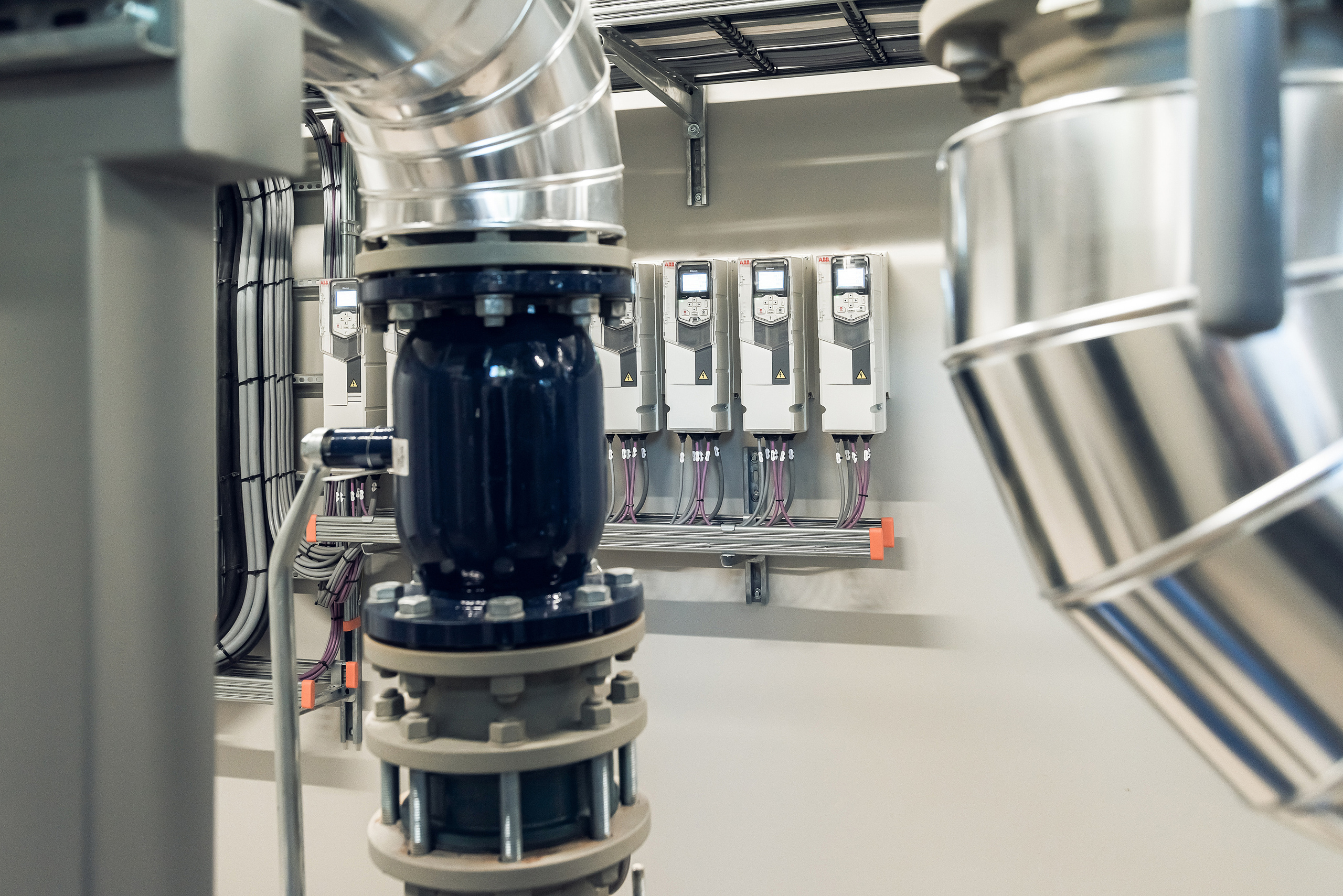 Salaspils Siltums. Fotogrāfs Rīgā. Gīmenes, individuālās un dažādu produktu fotosesijas