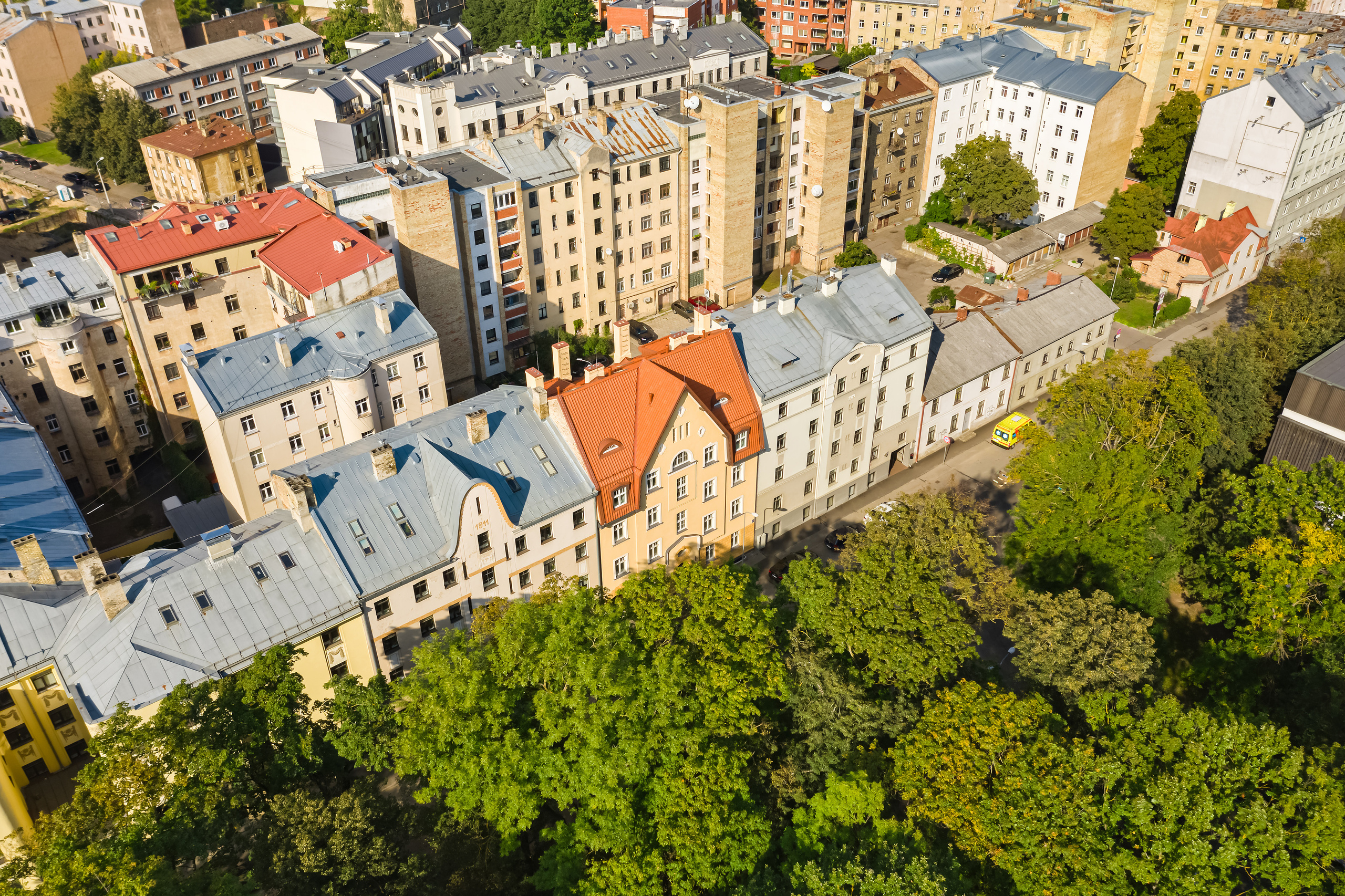 Klusā iela 11, Rīga