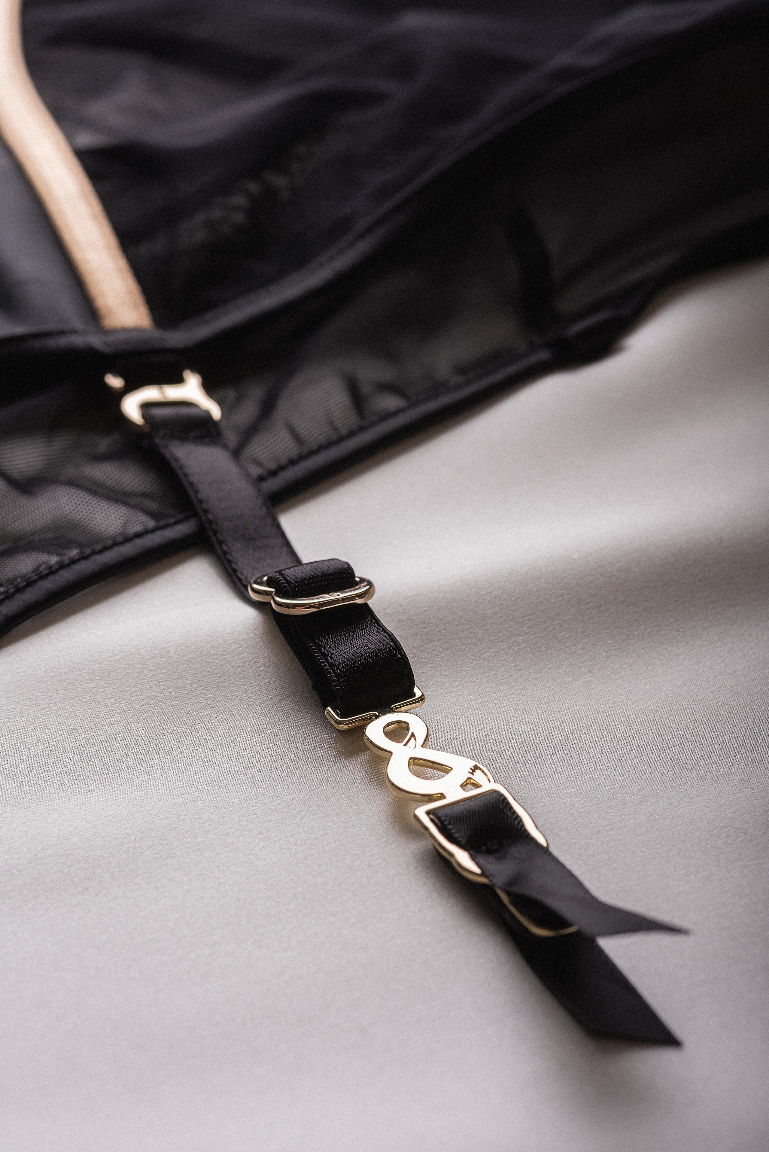 Vixen & Fox Lingerie — Australia. Fotogrāfs Rīgā. Gīmenes, individuālās un dažādu produktu fotosesijas