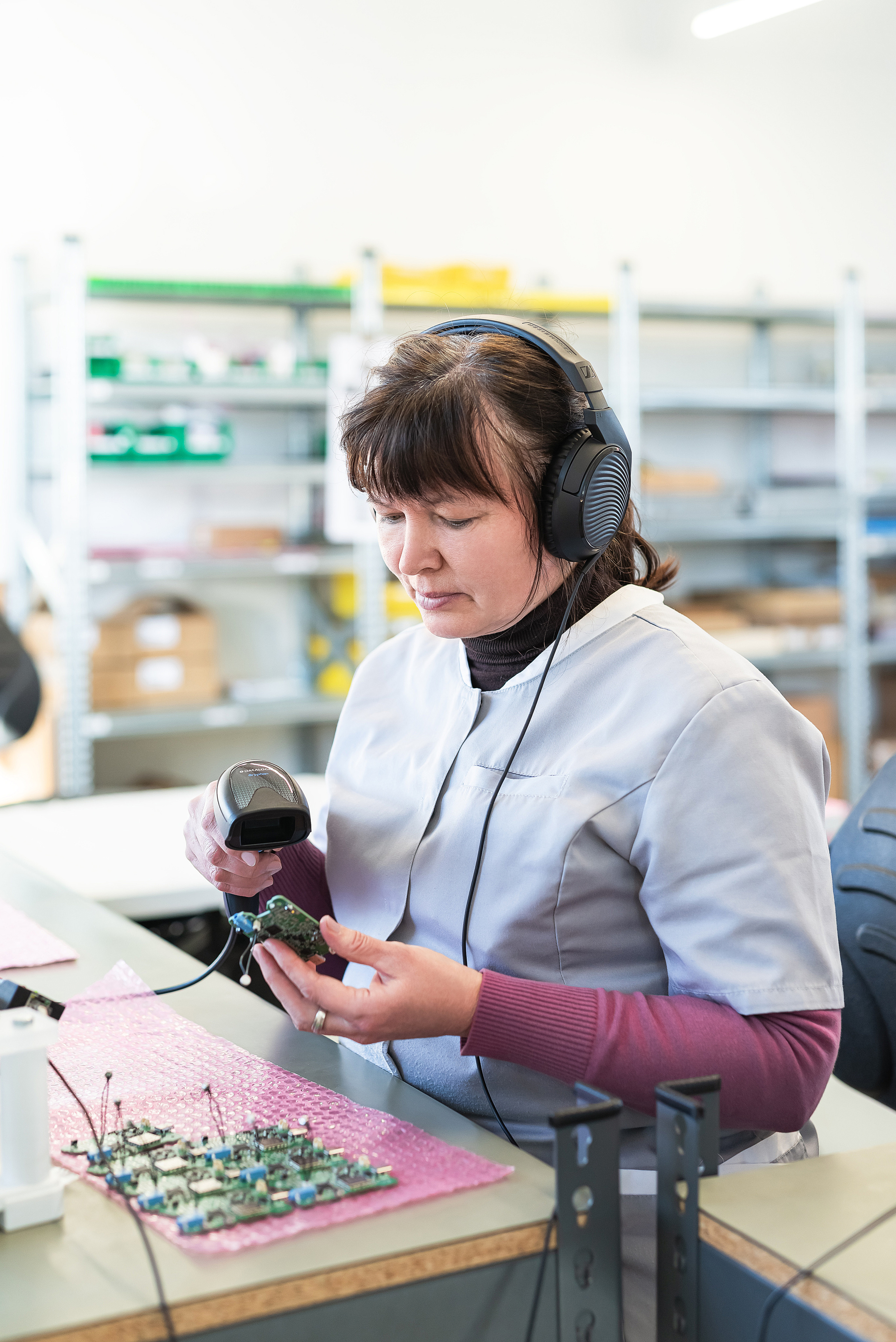 Silmor Production Site. Fotogrāfs Rīgā. Gīmenes, individuālās un dažādu produktu fotosesijas