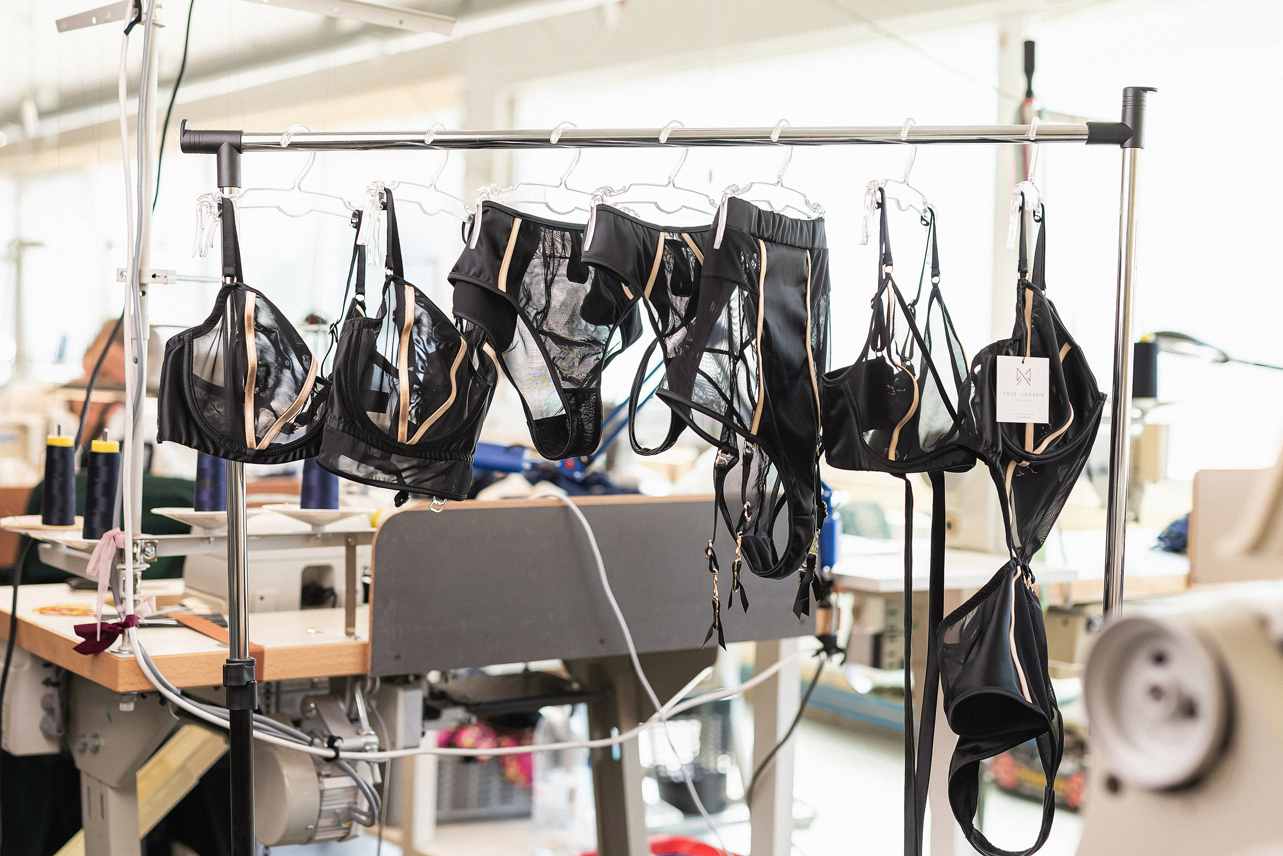 Vixen & Fox Lingerie — Australia. Fotogrāfs Rīgā. Gīmenes, individuālās un dažādu produktu fotosesijas