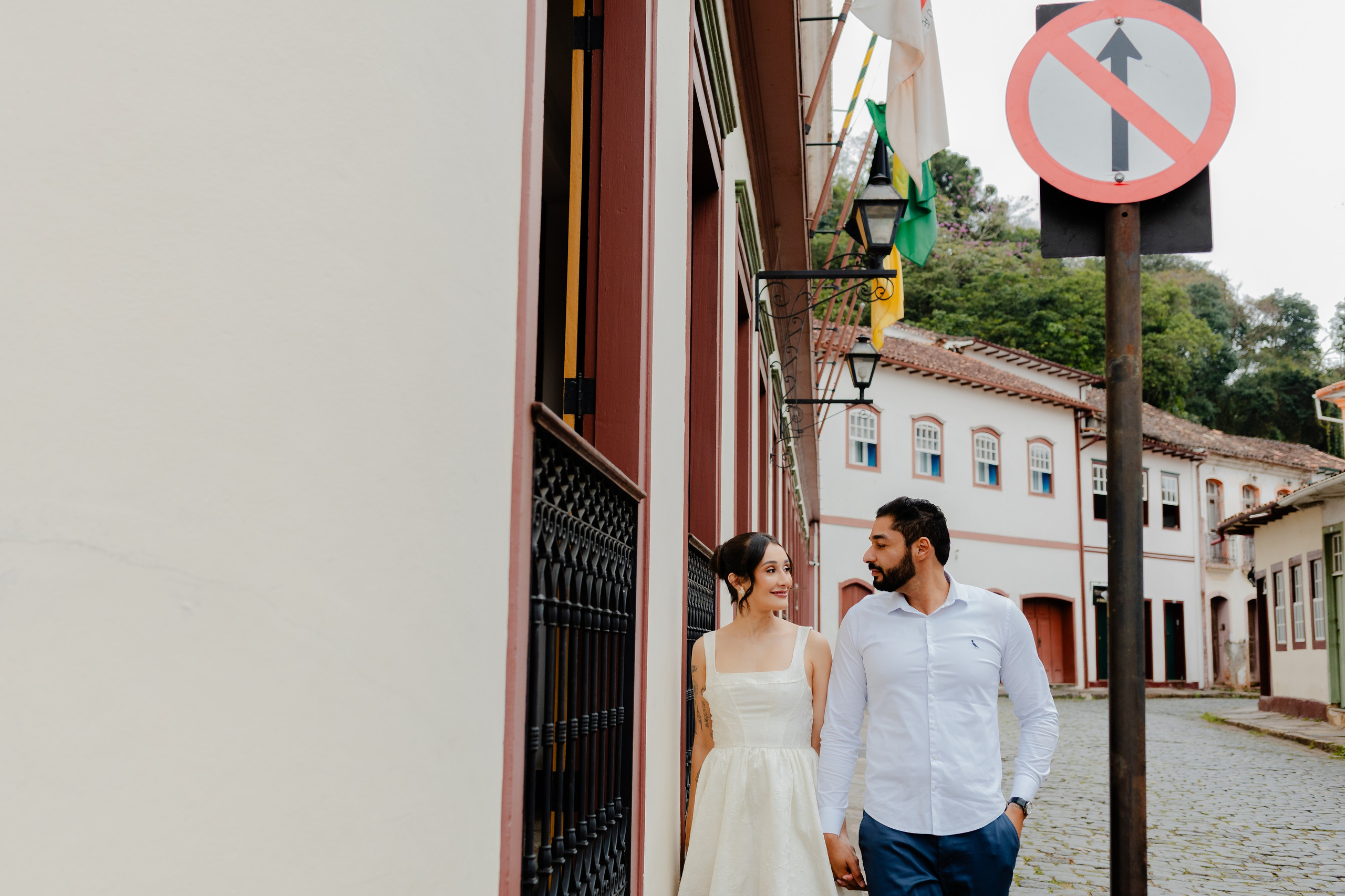D & W — Pré Wedding com muito amor em Ouro Preto. Fotografia de casamento em Belo Horizonte