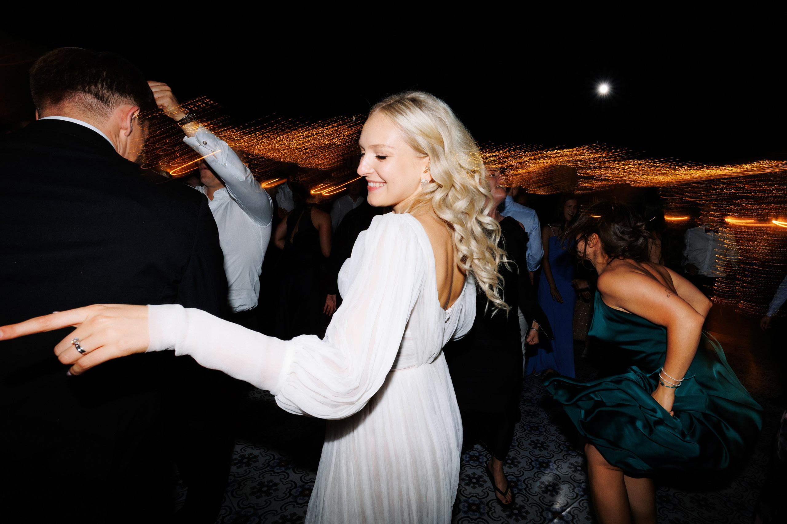 Dragoste povestită de noi. Servicii Foto Video în Chișinău și Europa ID-Brothers