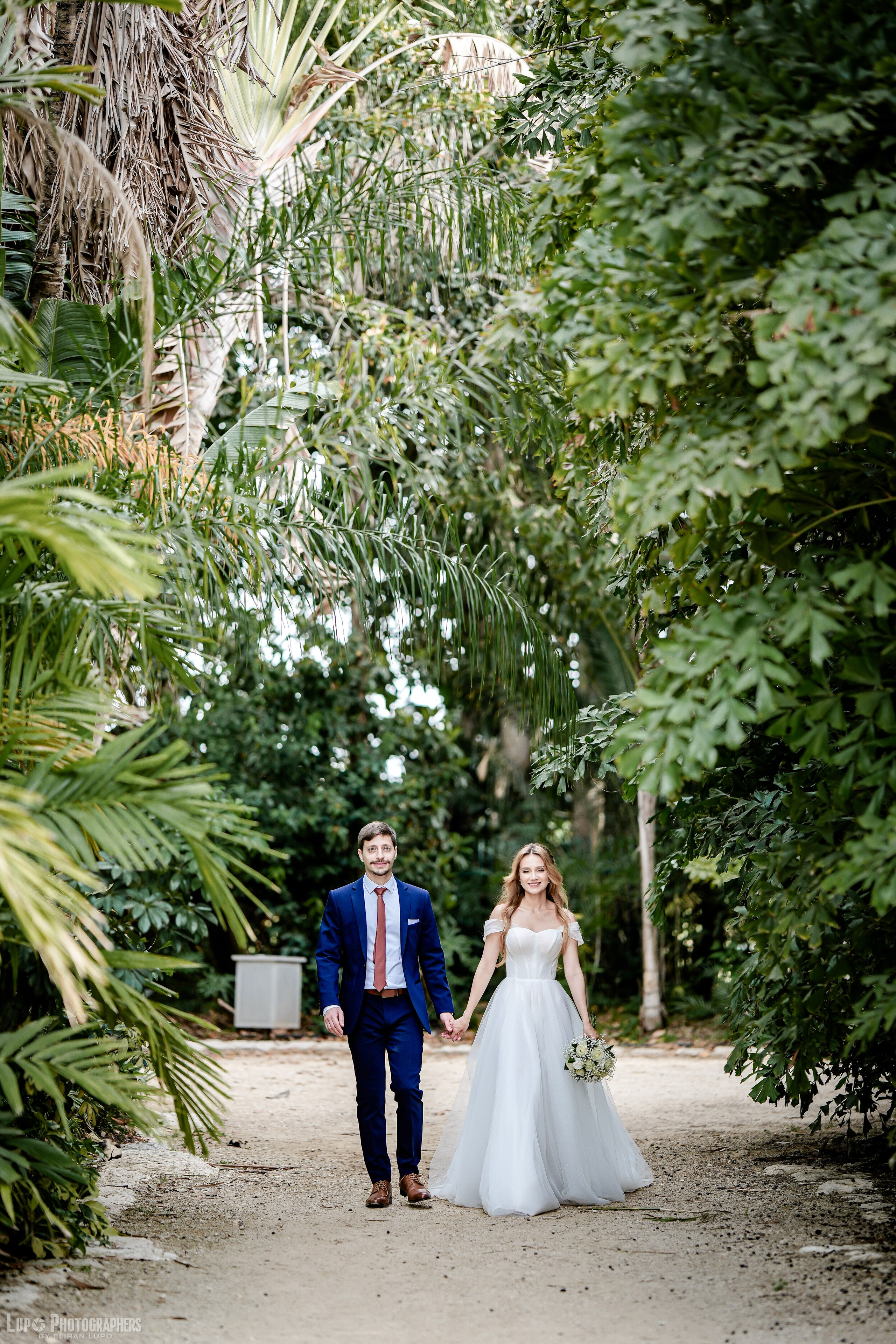 Jenny & Ofir. לופו צלמים — צילום חתונות ואירועים