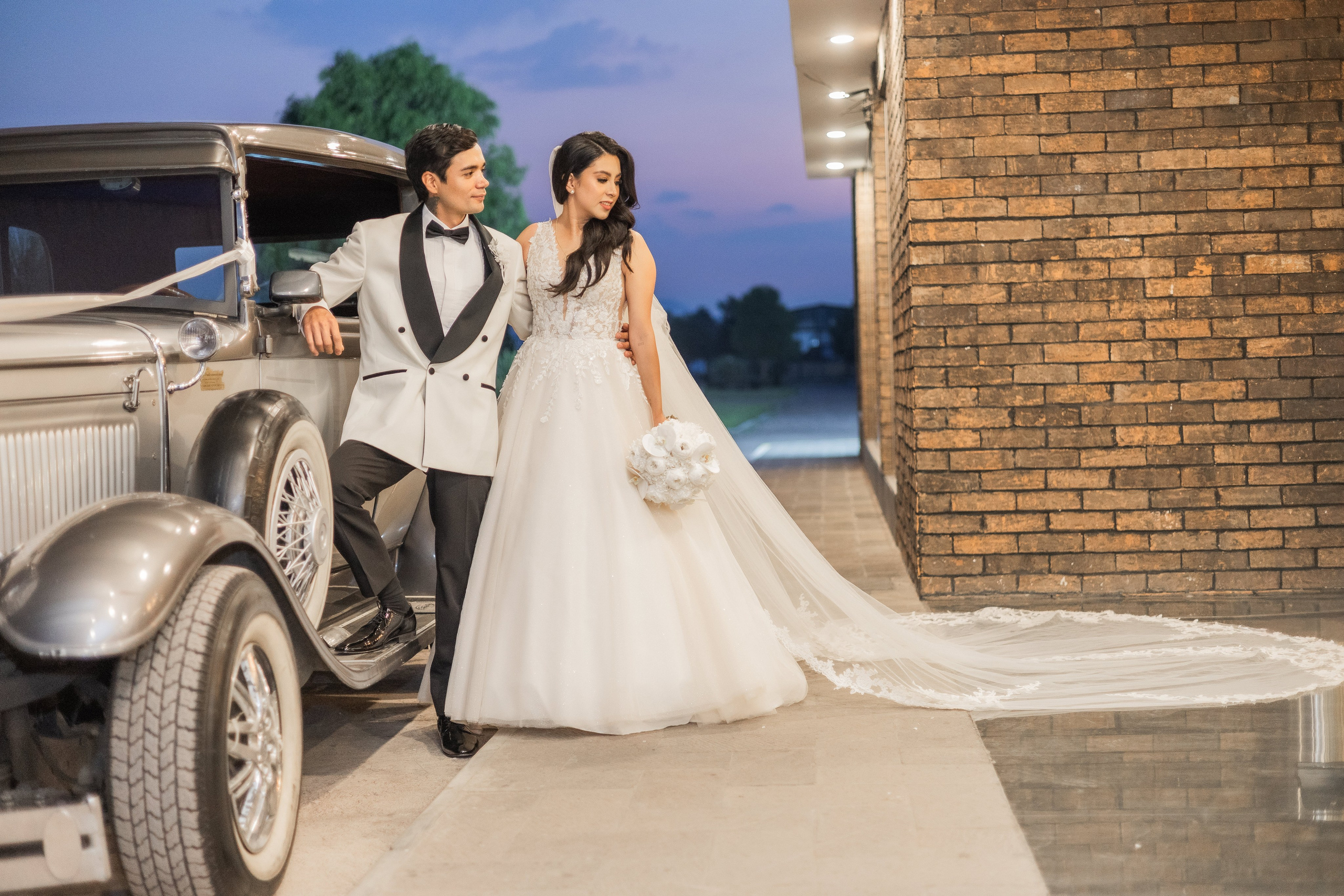 FIRST LOOK. JESÚS MEJÍA