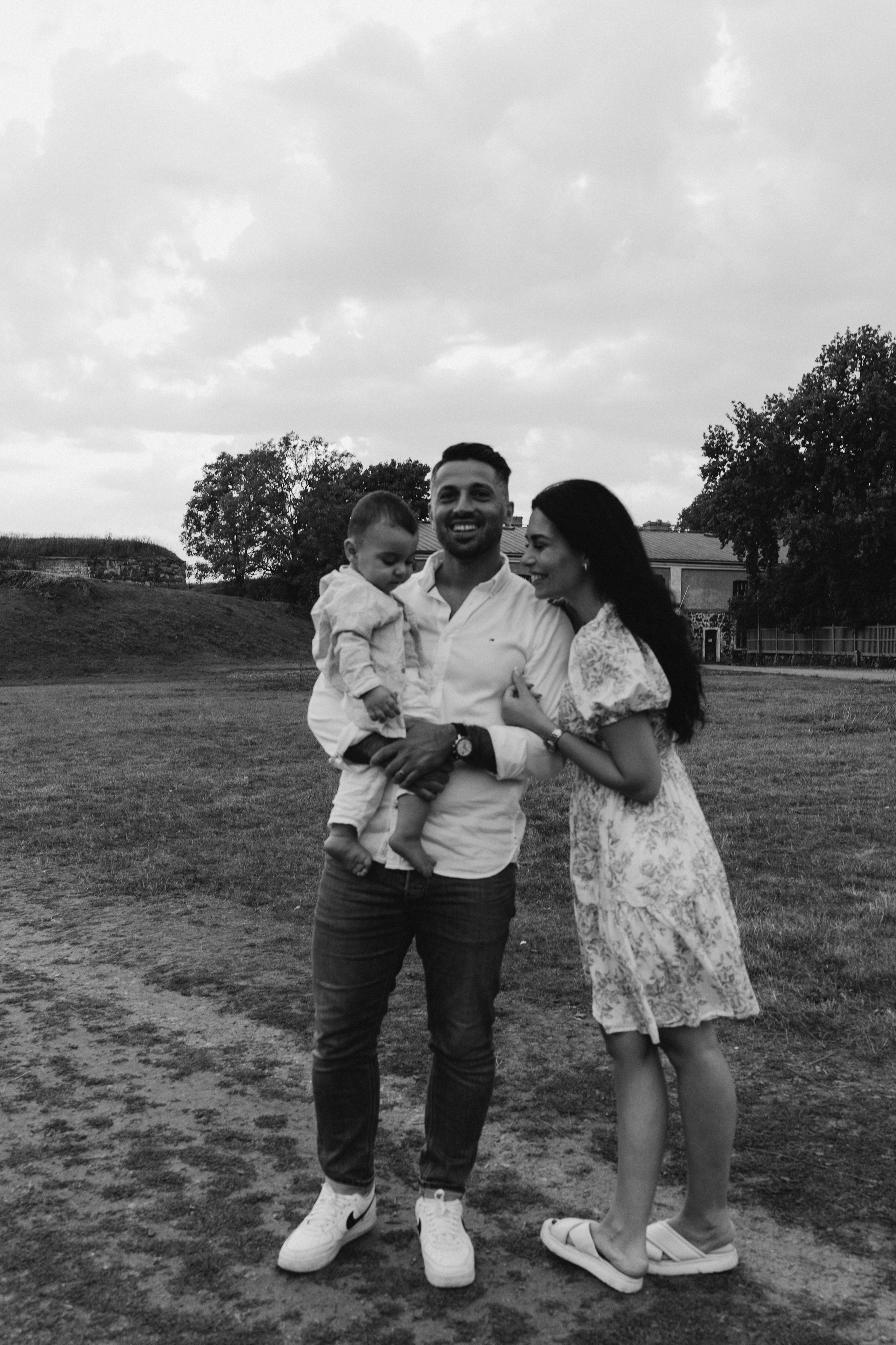 Summer. Wedding and potrait photographer in Helsinki Vickan O