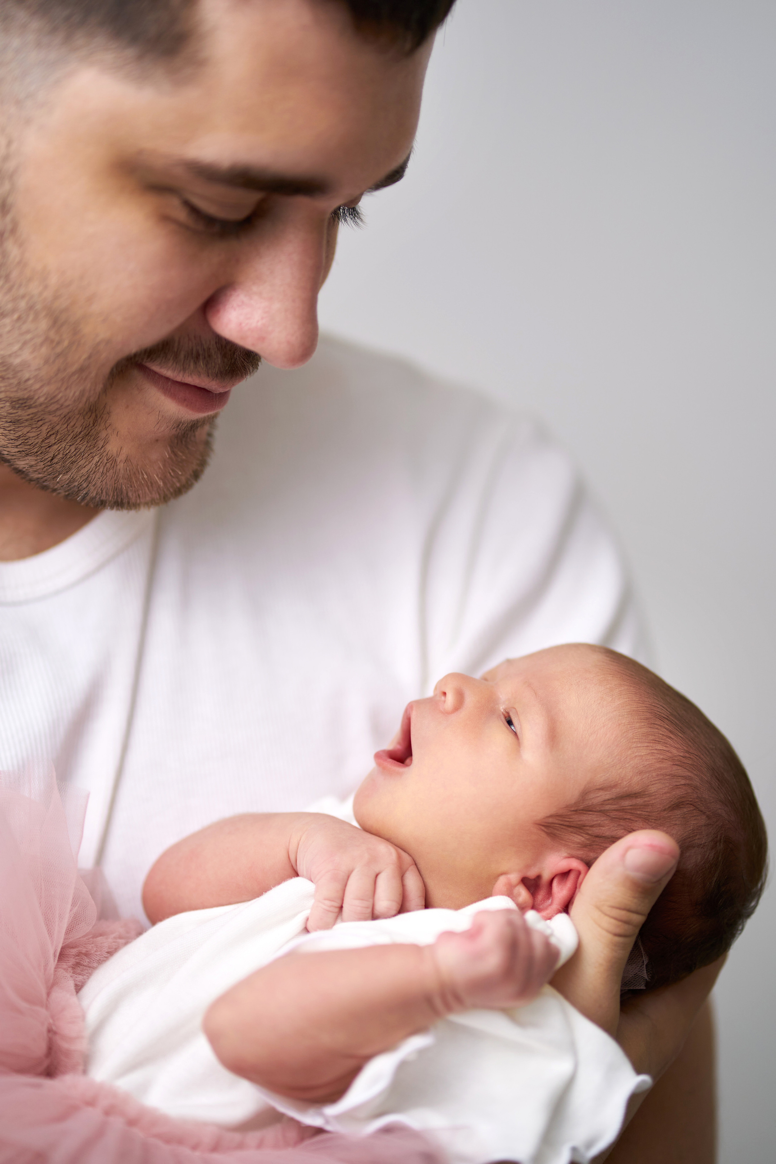 Miroslava — newborn. צלם אלכס ברט בישראל