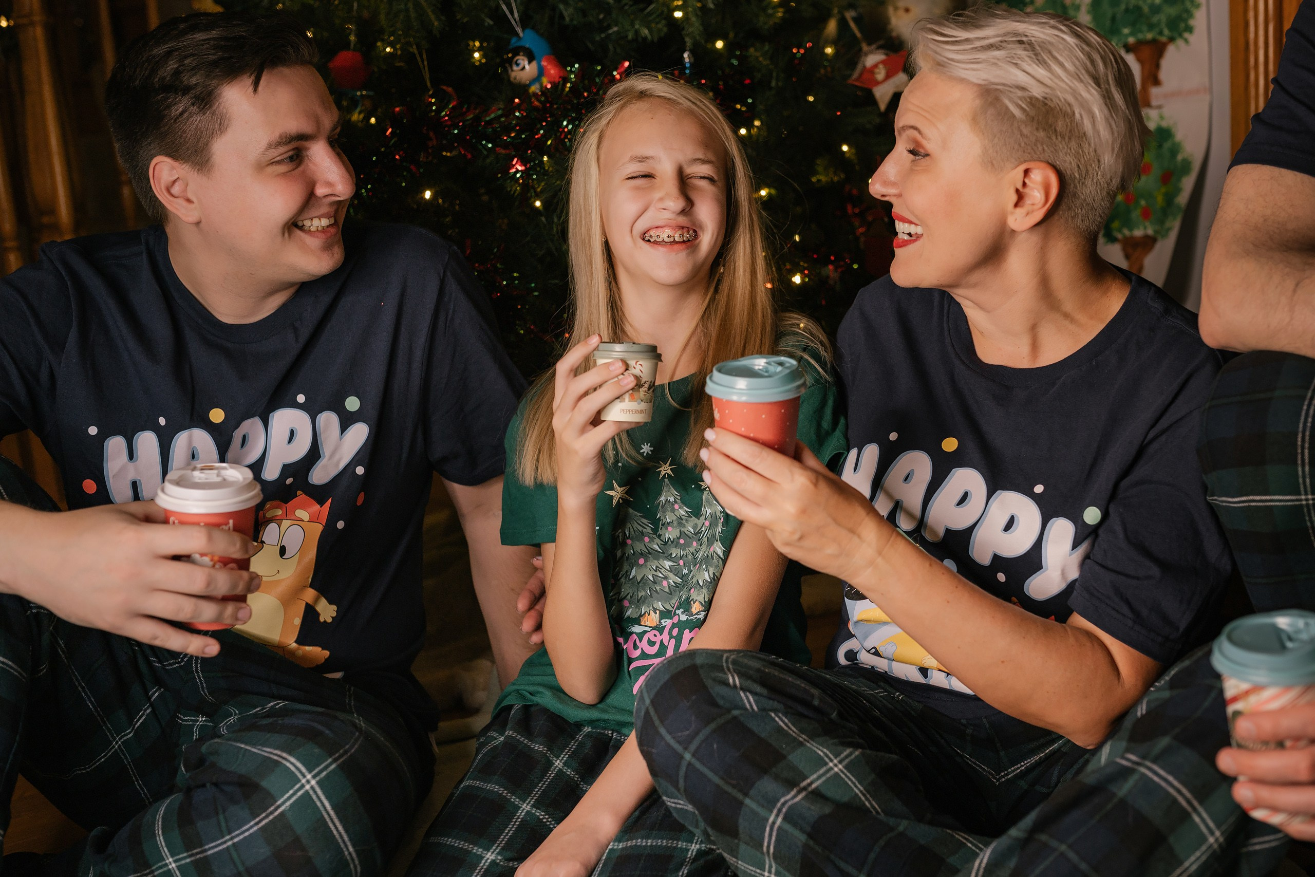 12.07.2025 Christmas Photoshoot. Wedding family event photographer in Chicago Nick Yushevich