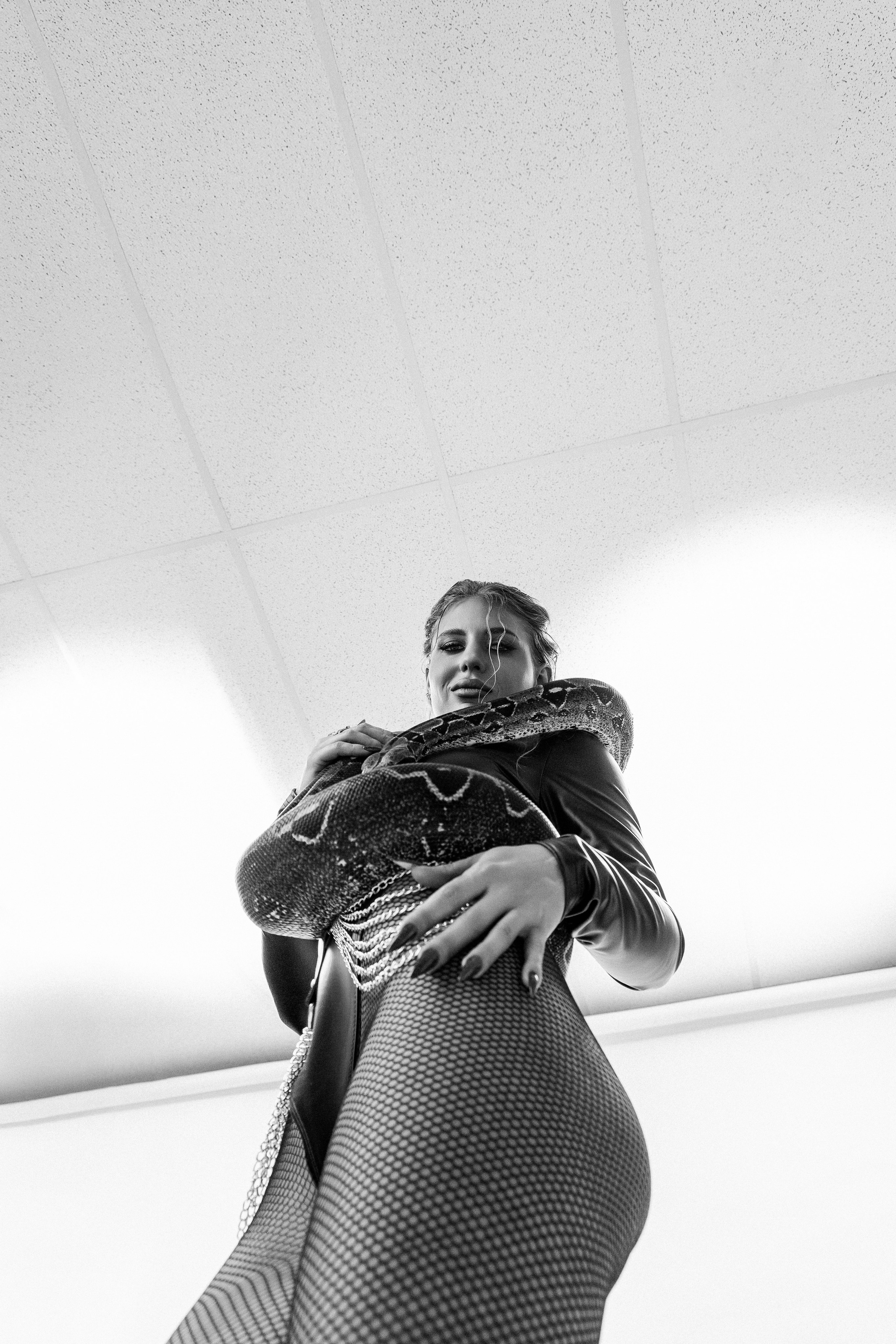 Nadzeya (Boa photoshoot) 09.03.2025. Portree- ja perefotograaf Anton Hansen Tallinnas, Eestis