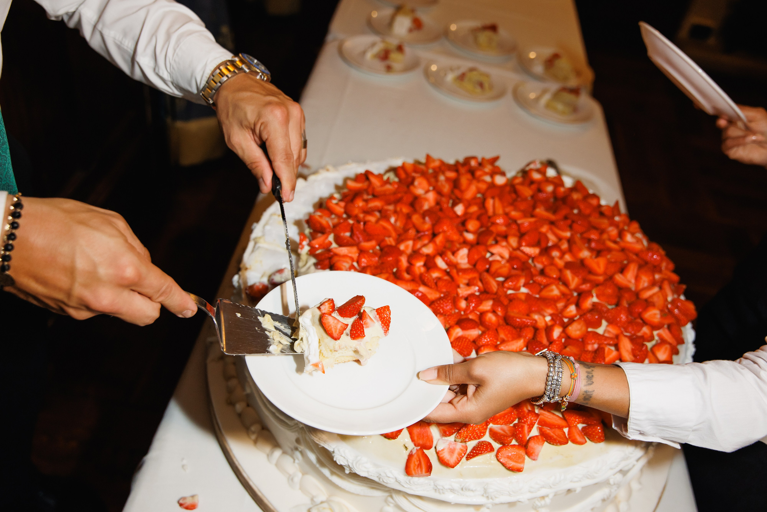 Wedding Photographer Lake Maggiore Como Italy. Wedding Photographer Rome Tuscany Como Sicily Puglia Amalfy Italy- Oksana Savenchuk