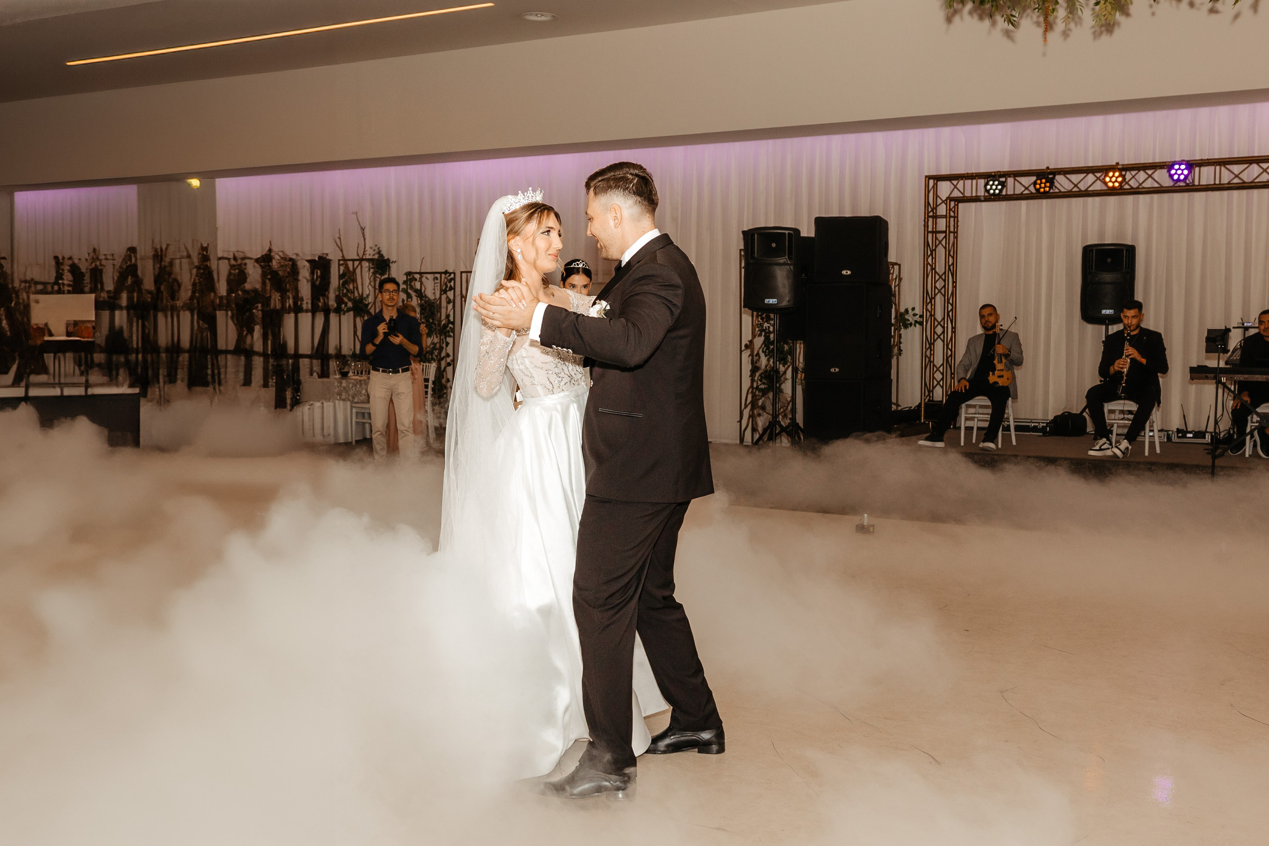 Cristina si Cristian. Ionut Brehuescu — Fotograf