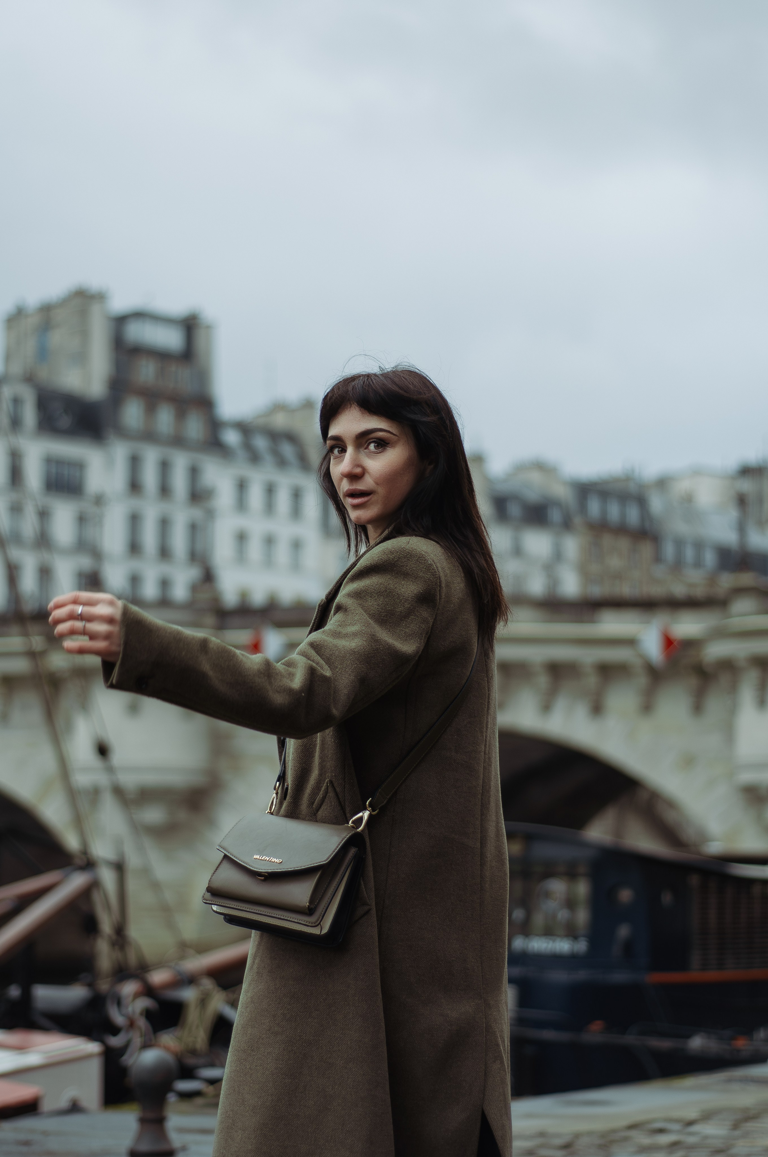 Фотосессия на острове Ситэ. Фотограф в Париже Полина Осипова