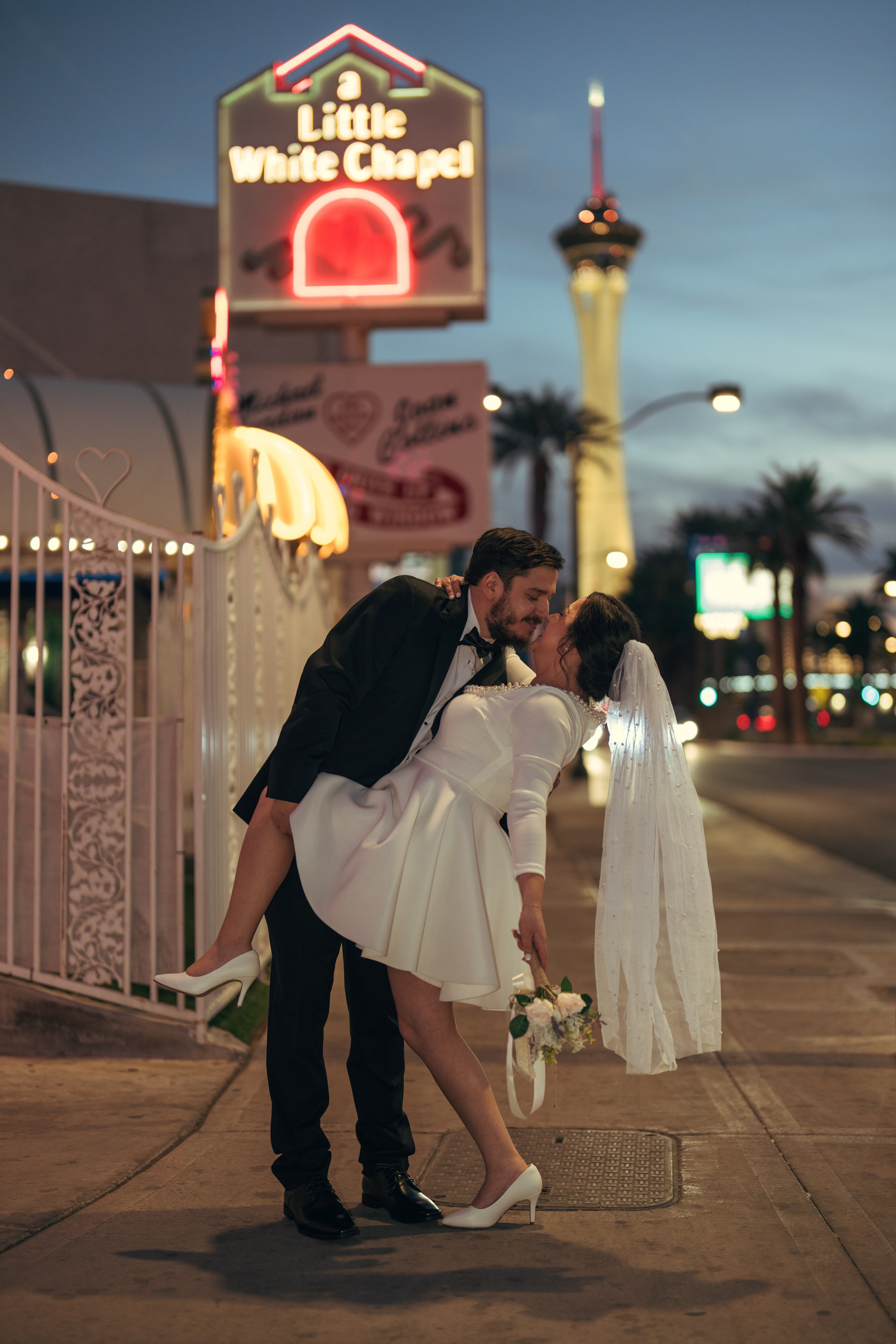 Elsa&Antony. Wedding & elopement photographer Viktoriya Kravtsov. Las Vegas