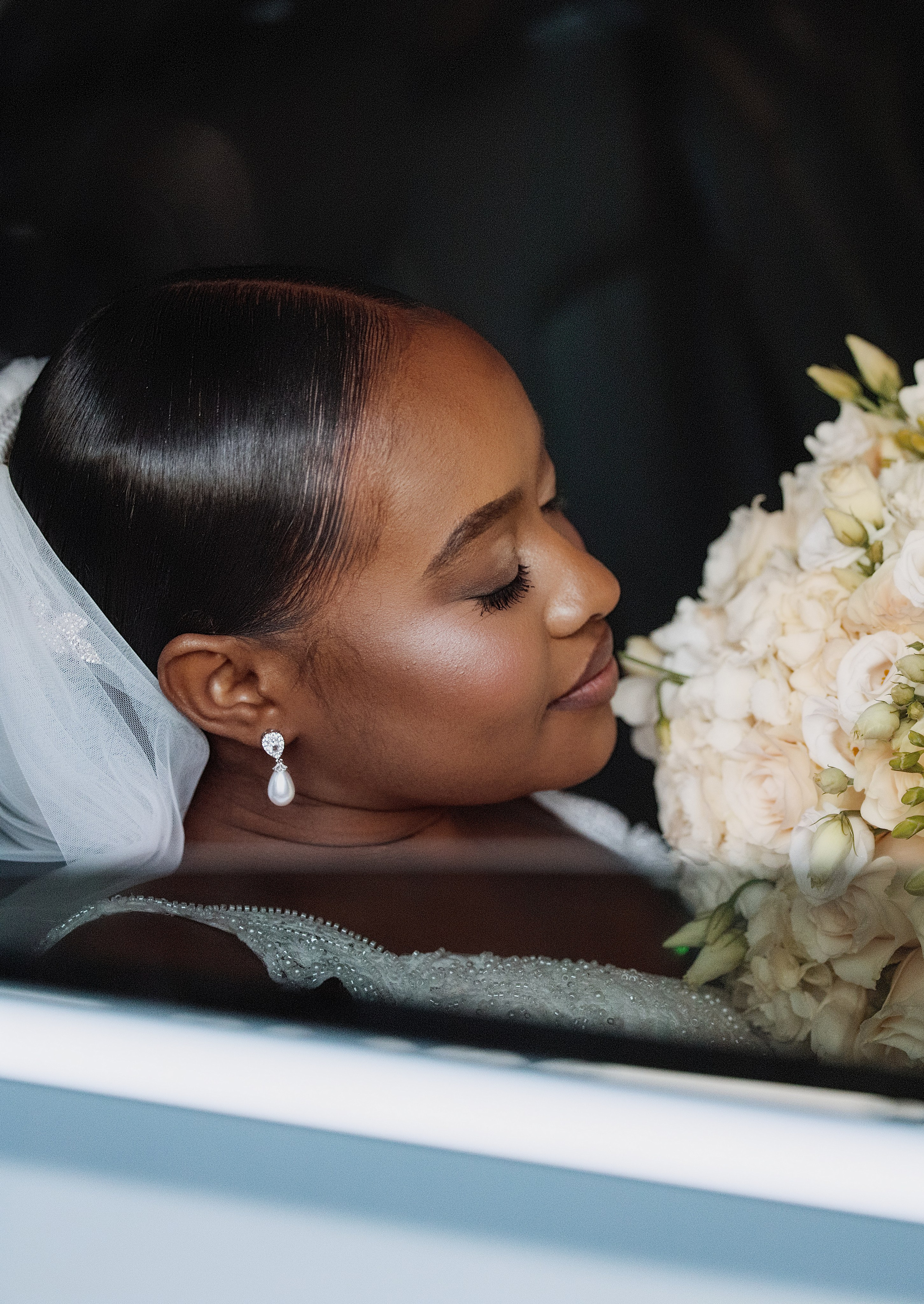 Nawik e Ethson. Fazemos o seu casamento ser lembrado por gerações