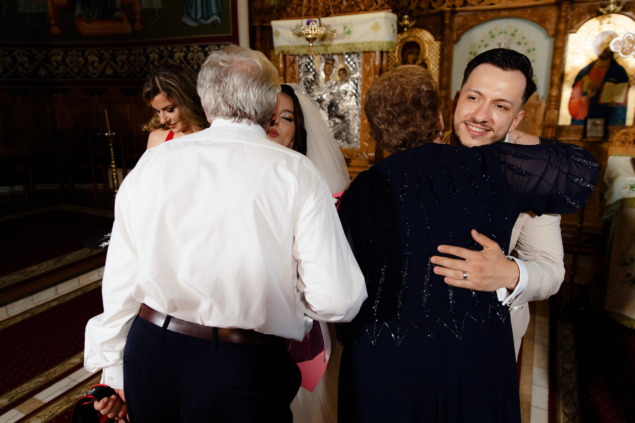 Ioana & Ionuț | Nuntă de poveste la Păstrăvăria Poiana din Mălini județul Suceava. Servicii foto-video profesionale, pentru momente de neuitat