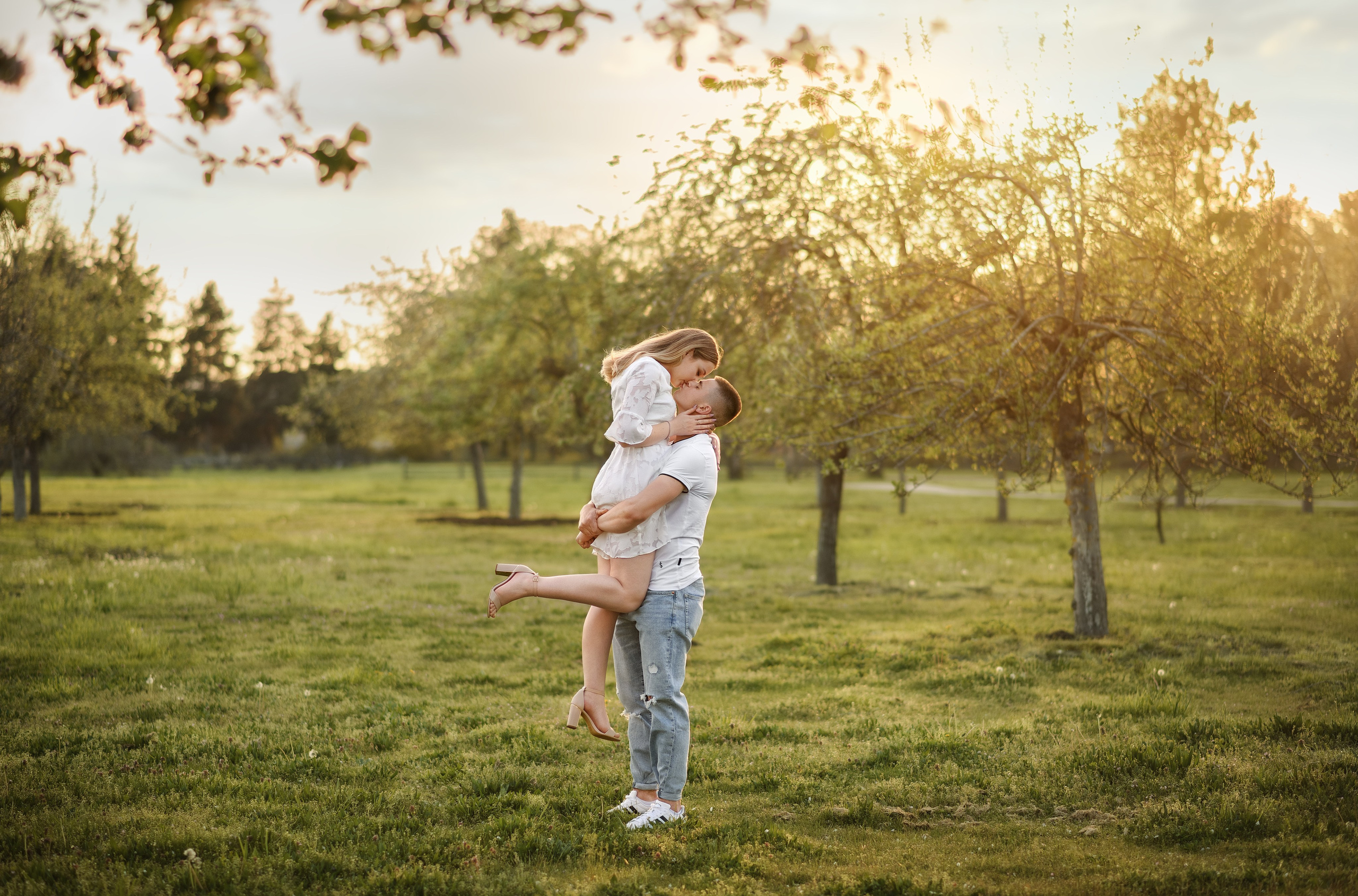 Love Story Session Vancouver WA | Y&K. Alena Tau | Wedding & Family Photographer Vancouver WA and Portland OR