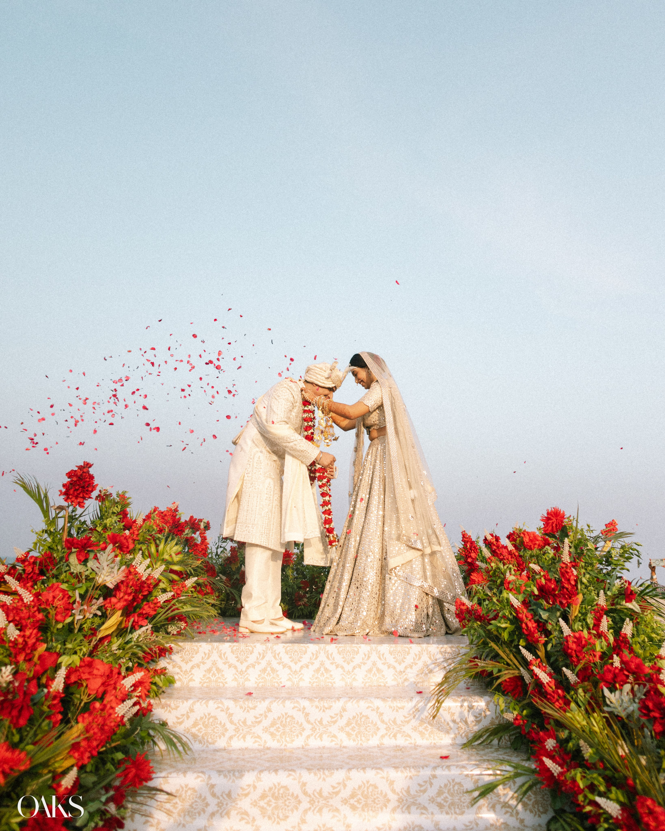 Rahul Pooja. Wedding & Editorial Photographer | Anandshivadas