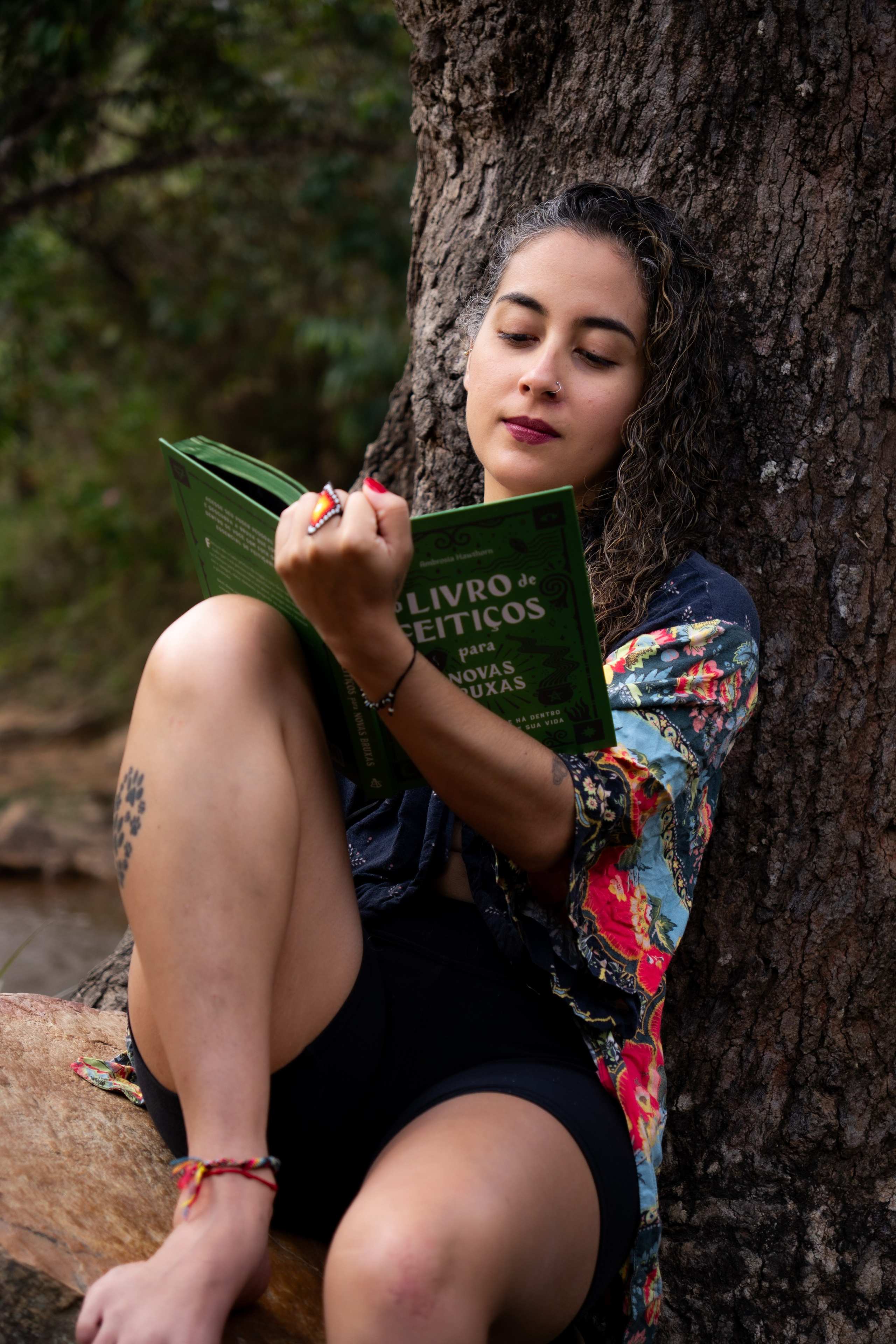 Bruxa Poliane Farias. Mafra | Creator, Photographer & Filmmaker