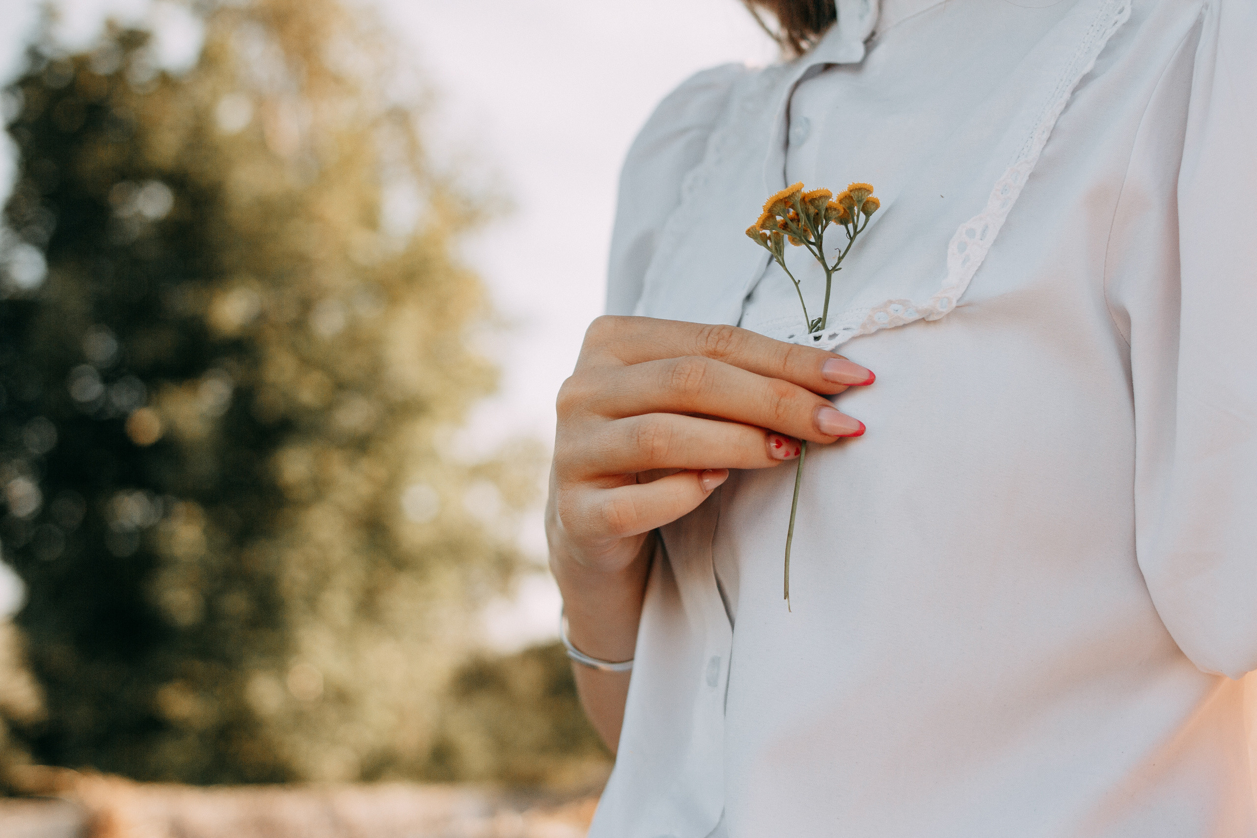 Arina and haystacks. Wedding and portrait photographer in Beograd Ekaterina Makedonskaya