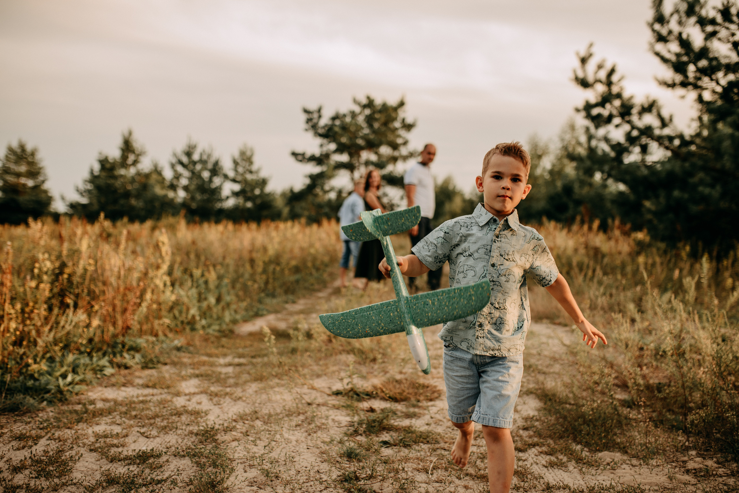 The walk in the forest. Wedding and portrait photographer in Beograd Ekaterina Makedonskaya
