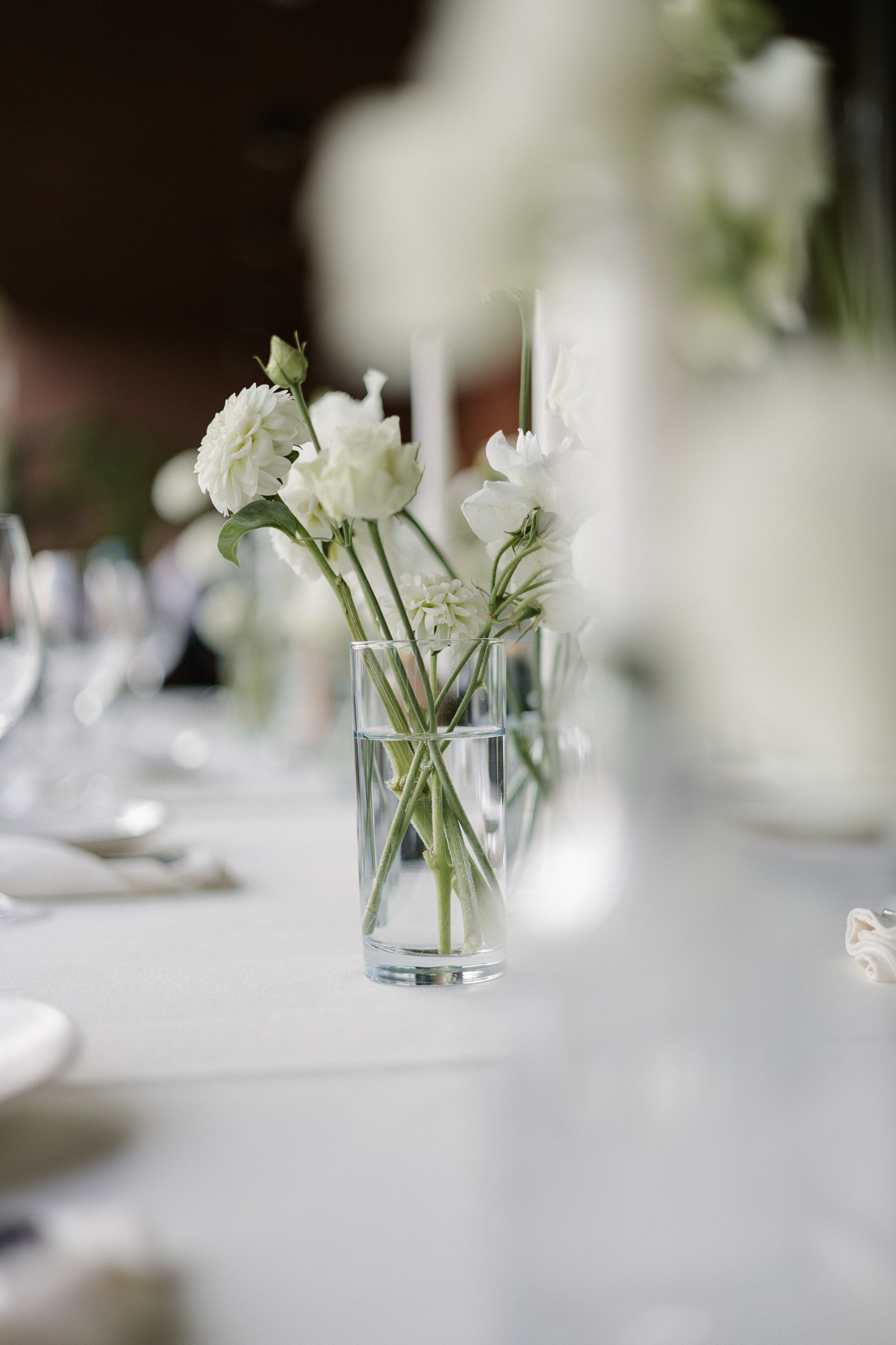 Thesakaya and Kevin. Photographer Anna Nazarenko