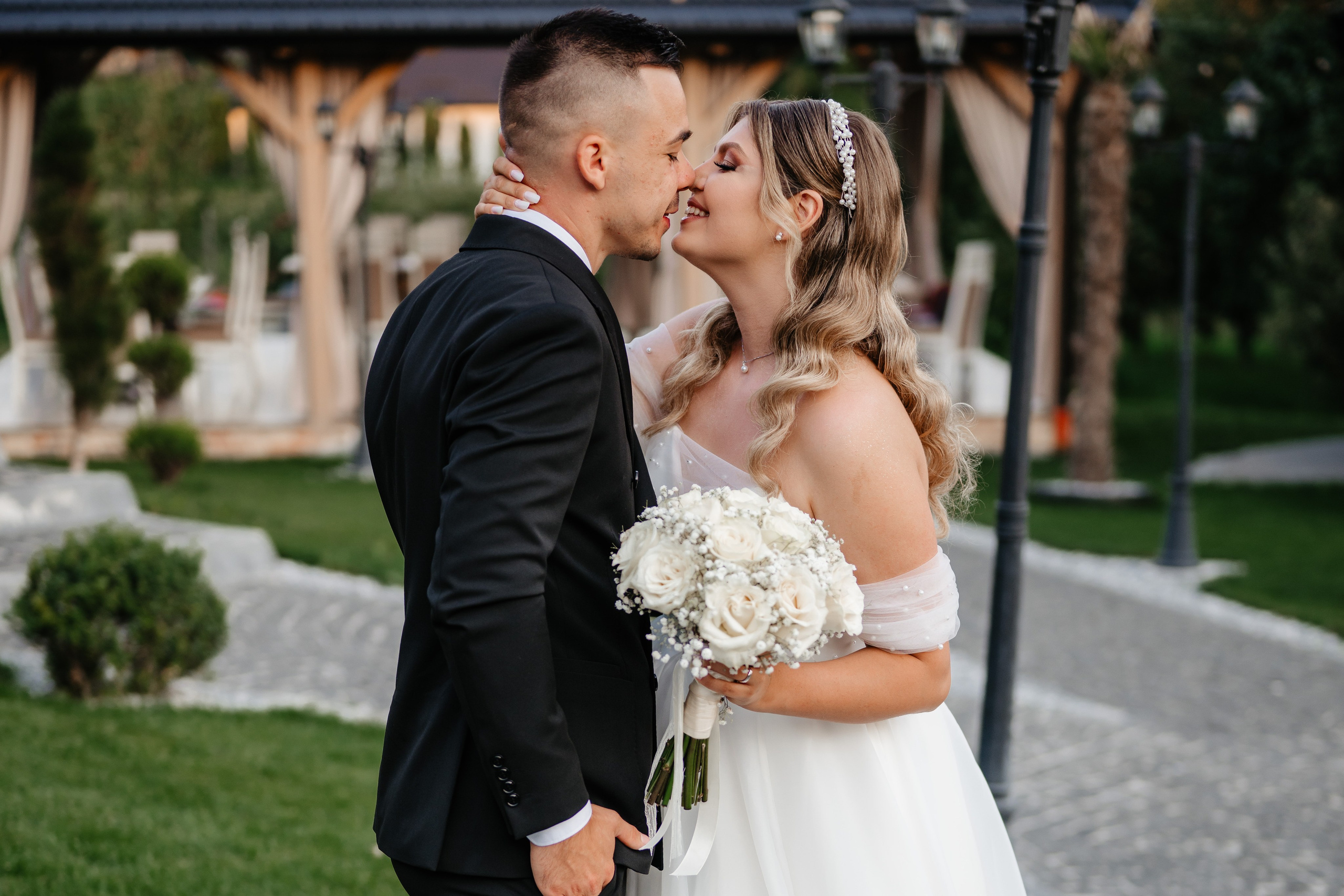 🤎 I o n i c a și A n d r e e a - Wedding Day Preview. Wedding & Family Photographer