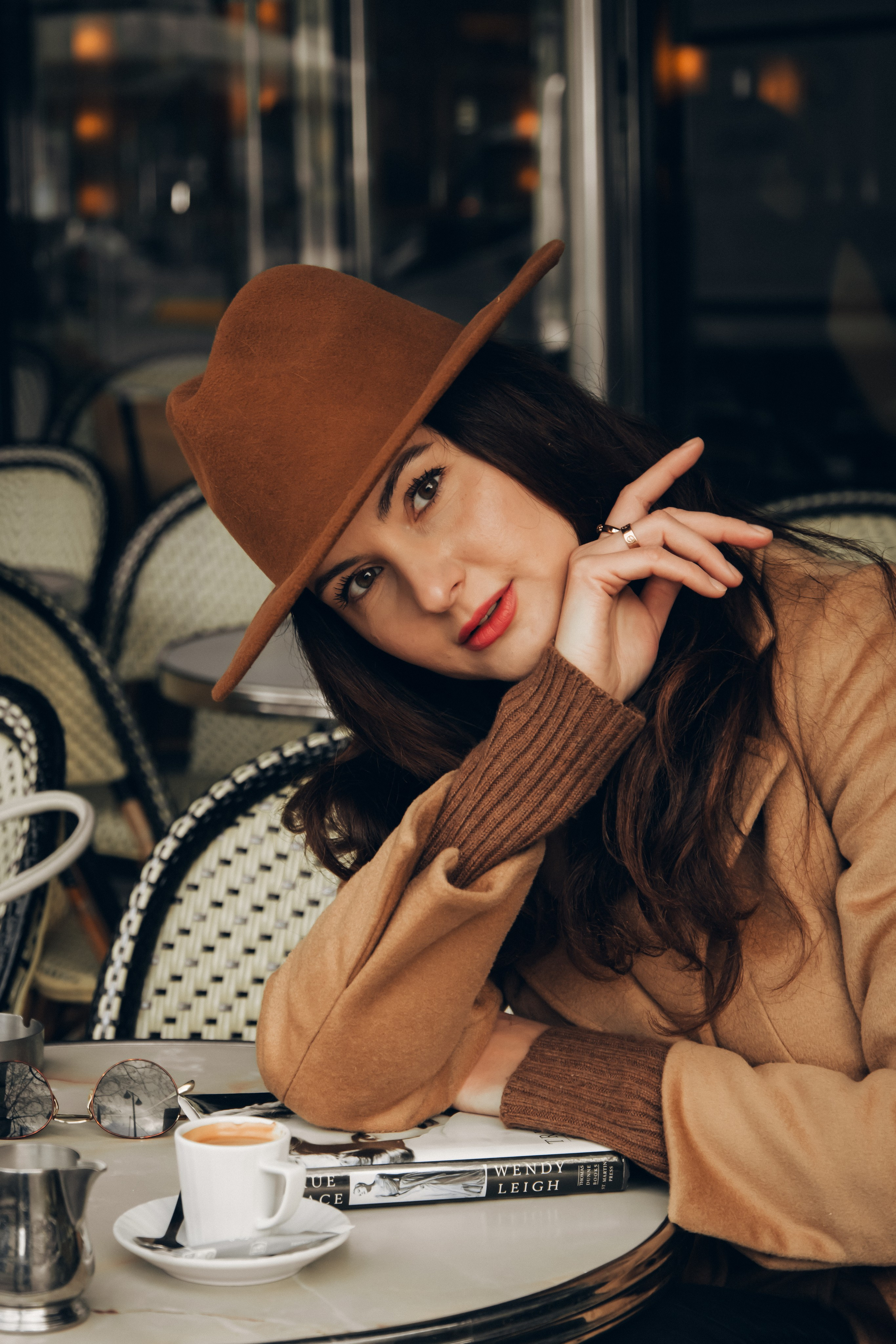 Katerina: Eiffel Tour & terrace in Paris. Photographer in Paris Marina Chaput