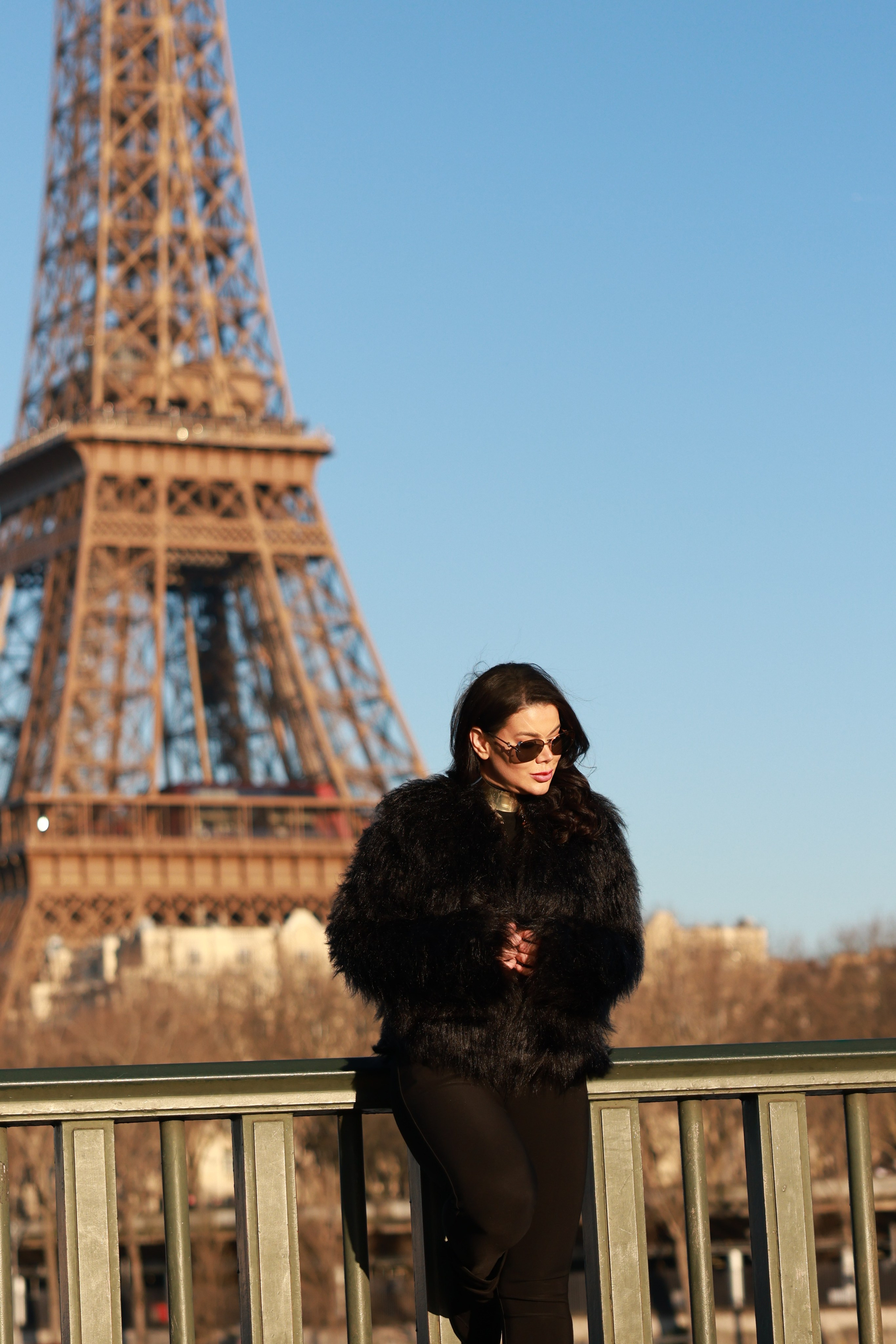 Олег. Director — Photo & Video Paris