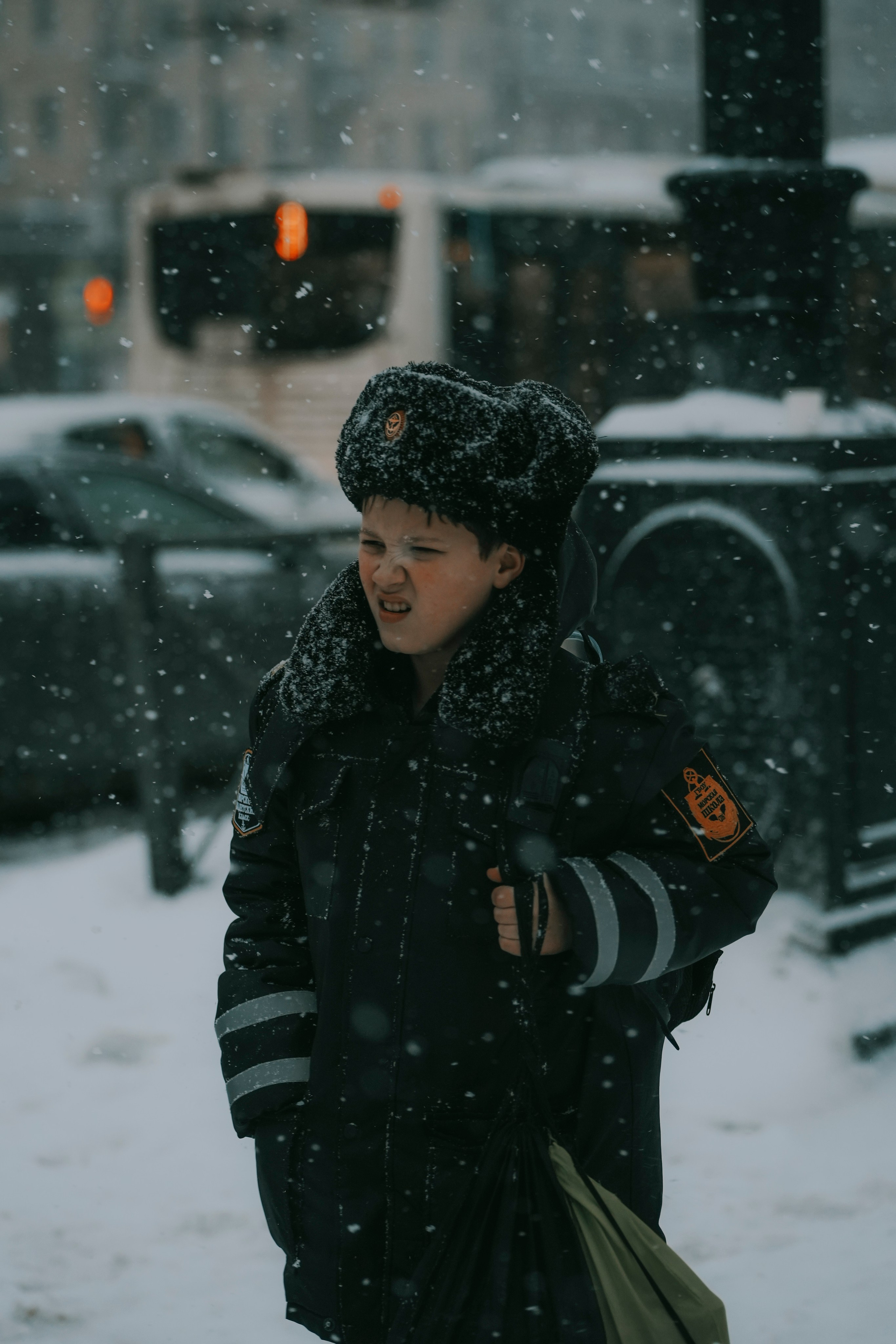 2024. Стрит-фотография, полная абсурда, идиотизма и красоты