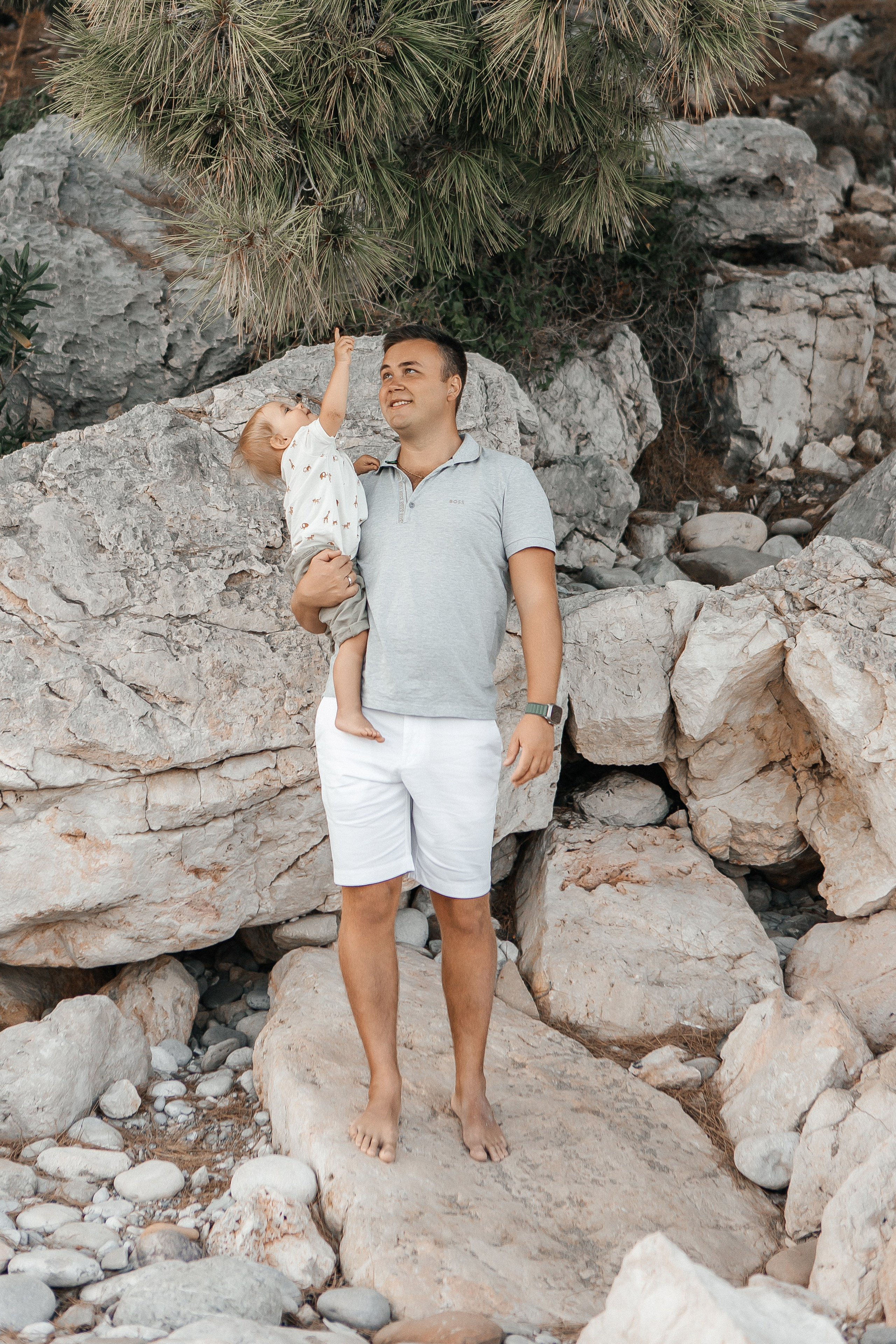 Пляж со скалами. Фотограф в Анталии, Кемере и Белеке