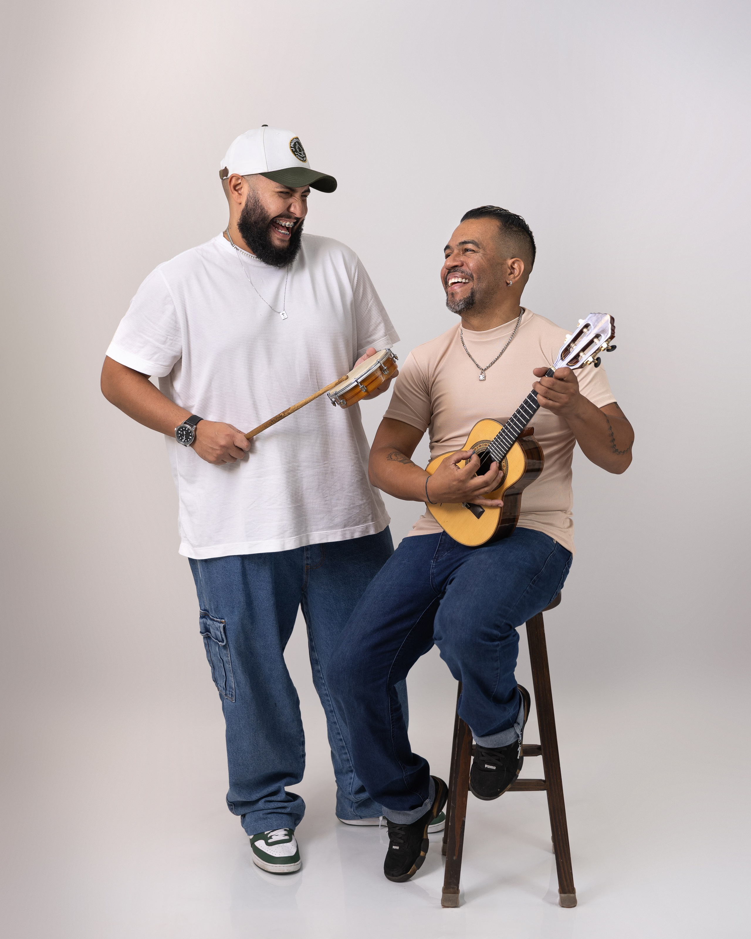 Ensaio corporativo para Dupla pagode. Fotógrafa em são paulo — Fotos Autênticas