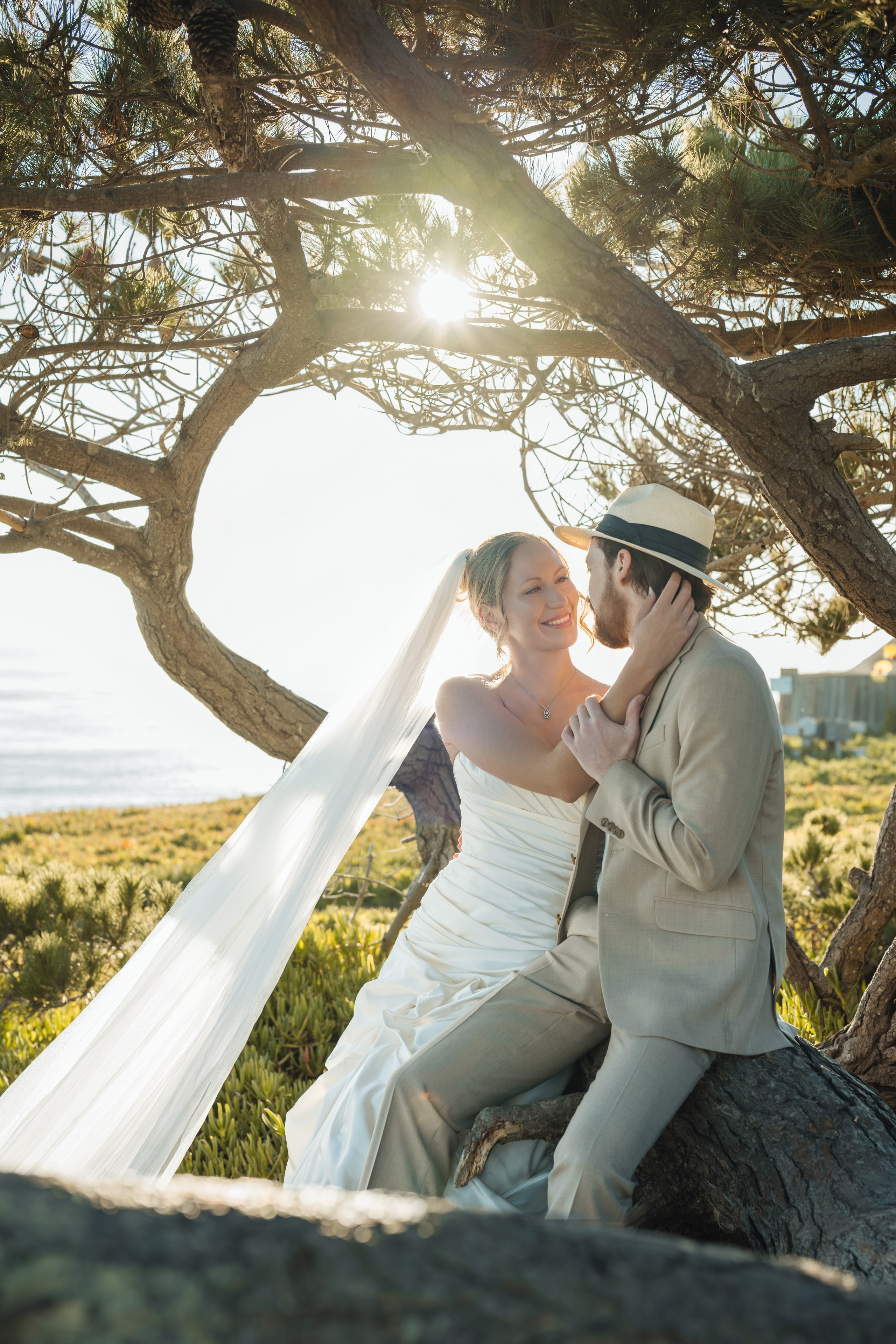Coastal Elopement in Santa Cruz & Monterey. Wedding & Elopement Photographers in California