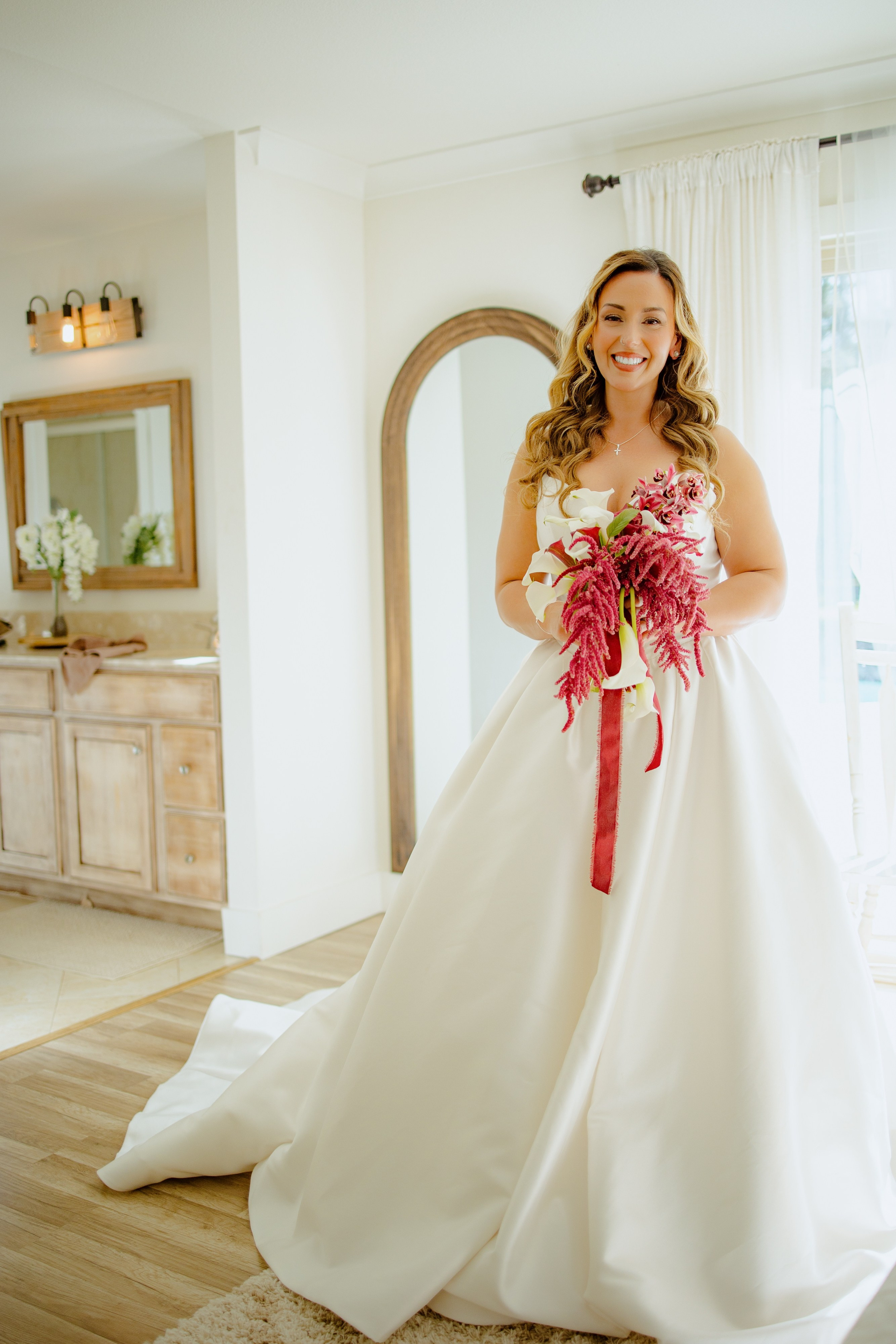 Vanessa Bridal Prep| Sacramento Wedding Photographer. Wedding Photography & Videography San Francisco, Sacramento
