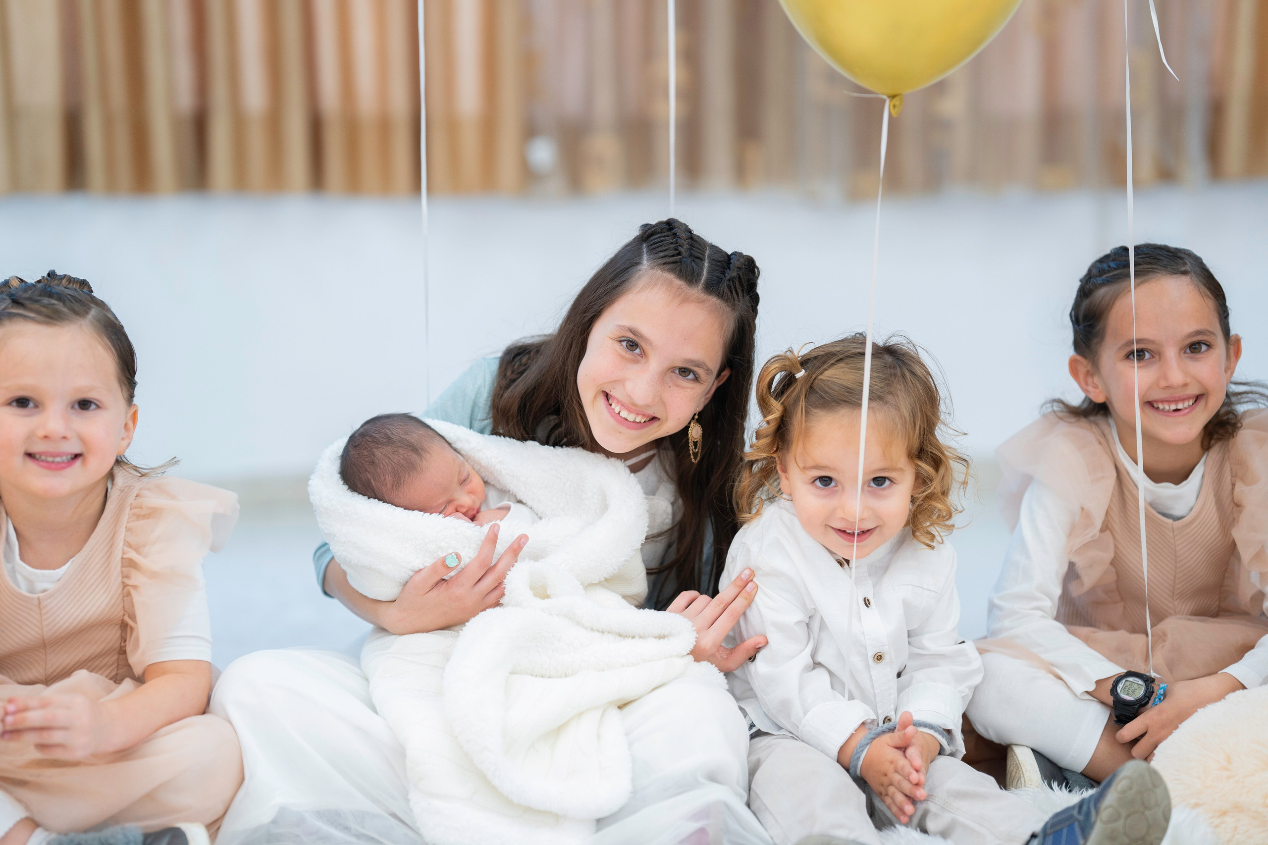 הברית של יוסף וחנה. יוסף מזרחי צילום חתונה, ברית וזוגיות. צלם מקצועי שאוהב להוציא אתכם הכי יפים ברגעים הכי מרגשים