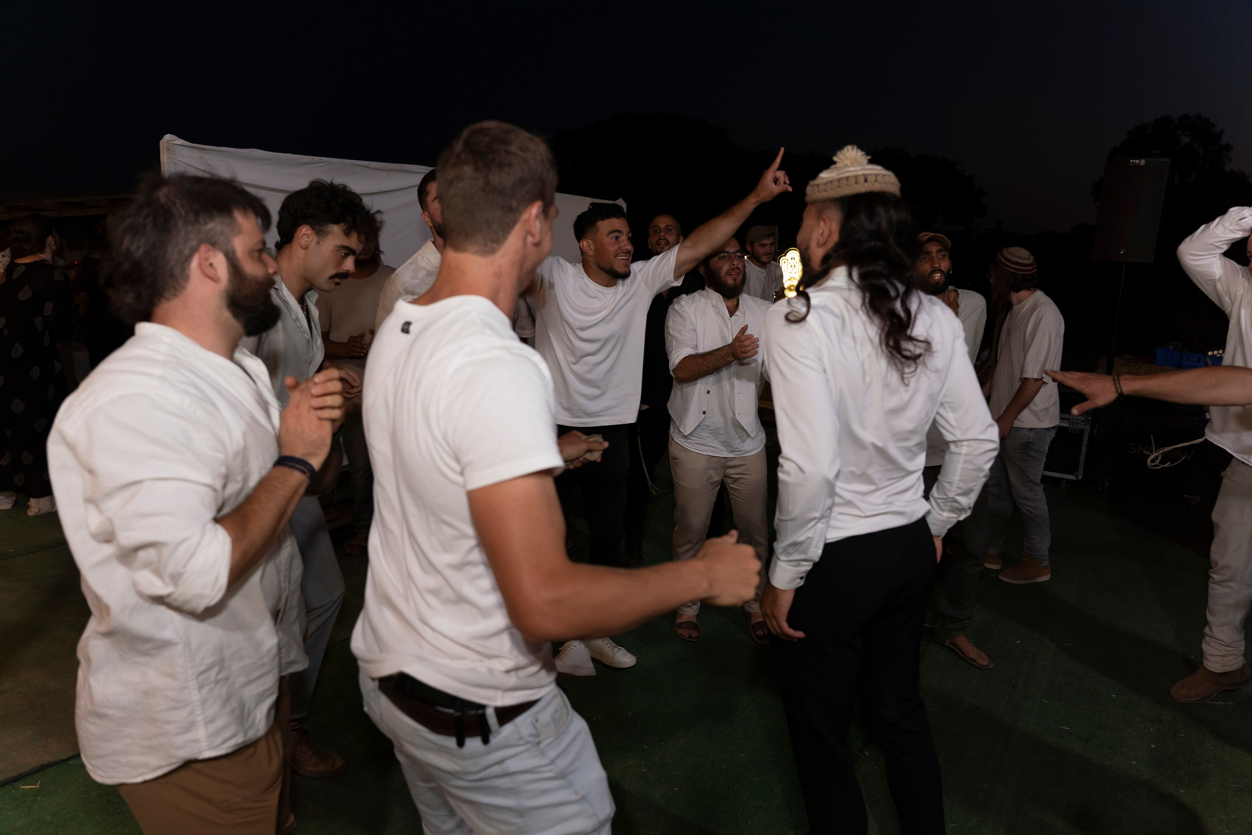 אביה ואחיה. יוסף מזרחי צילום חתונה, ברית וזוגיות. צלם מקצועי שאוהב להוציא אתכם הכי יפים ברגעים הכי מרגשים